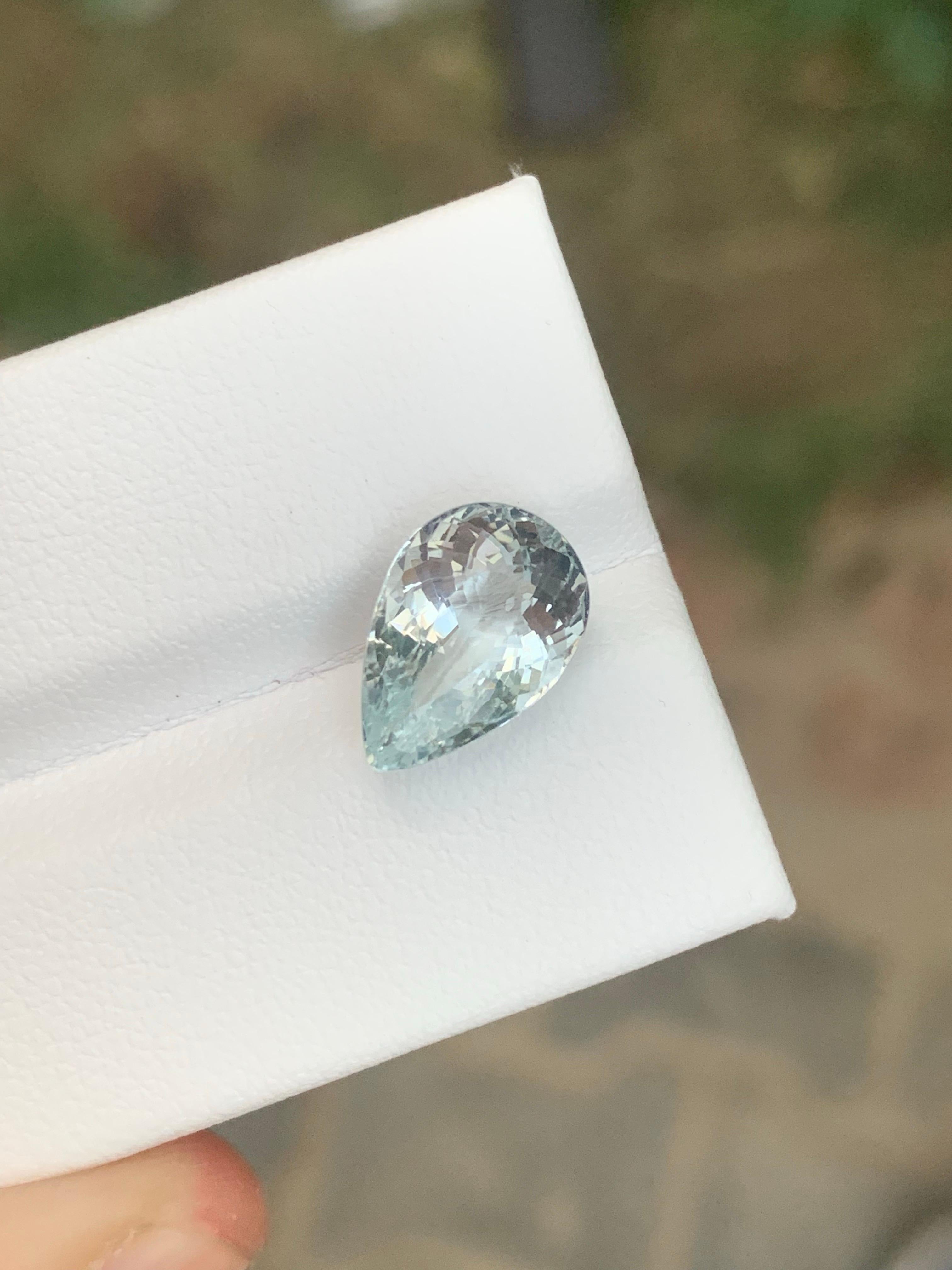 3,00 Karat Natürlicher loser Aquamarin Birnenform Edelstein aus Nigeria im Zustand „Neu“ im Angebot in Peshawar, PK