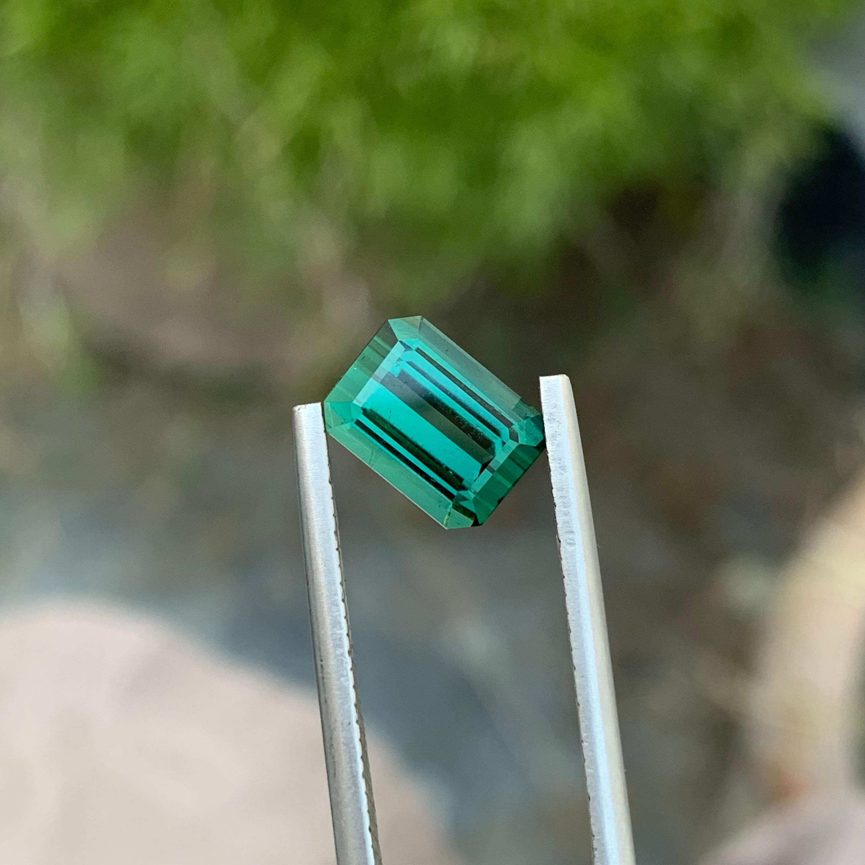 3.00 Carat Natural Loose Lagoon Tourmaline Emerald Shape Gem For Jewellery In New Condition For Sale In Peshawar, PK