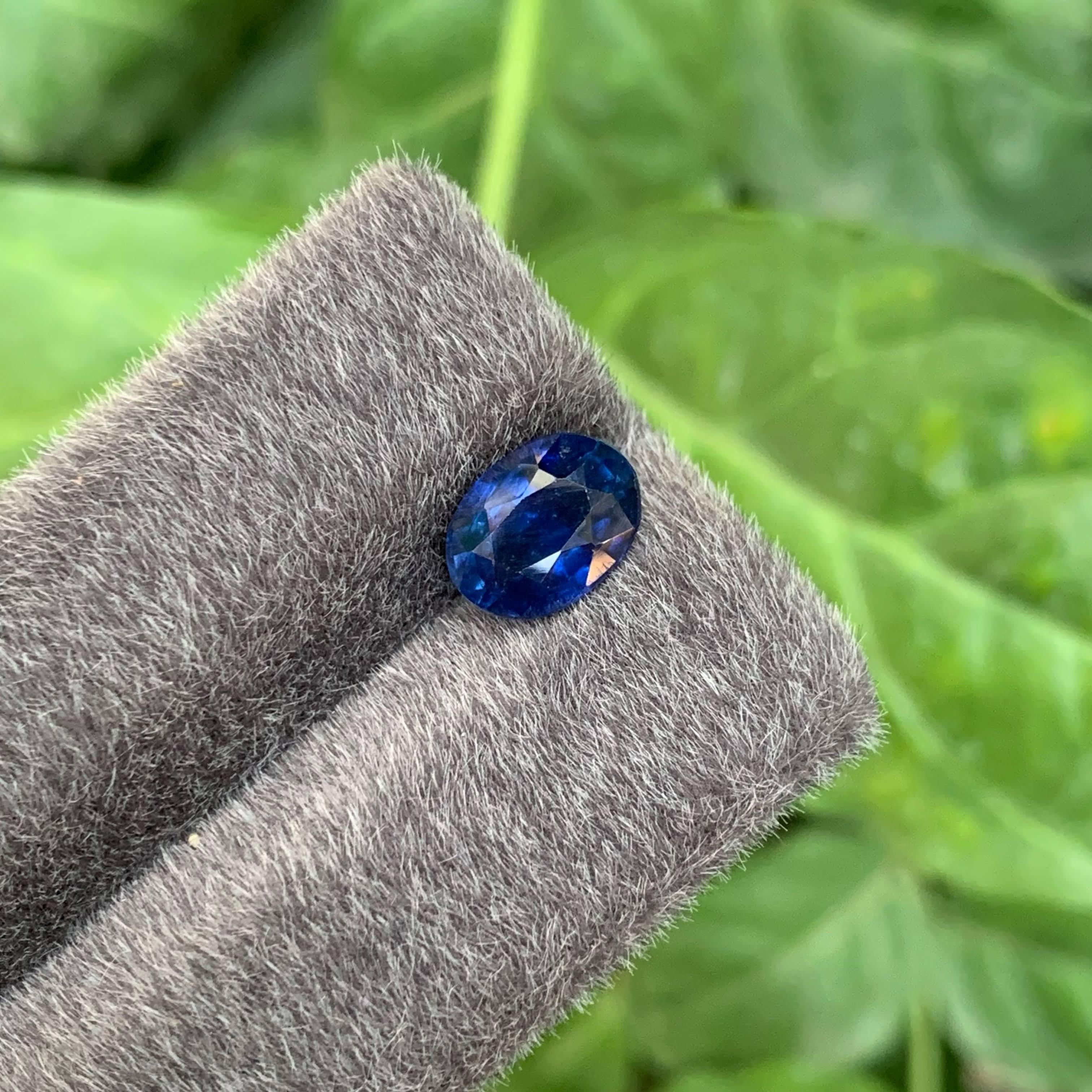 3.00 Carat Natural Loose Royal Blue Sapphire Stone Oval Cut Sri Lankan Gemstone For Sale 1