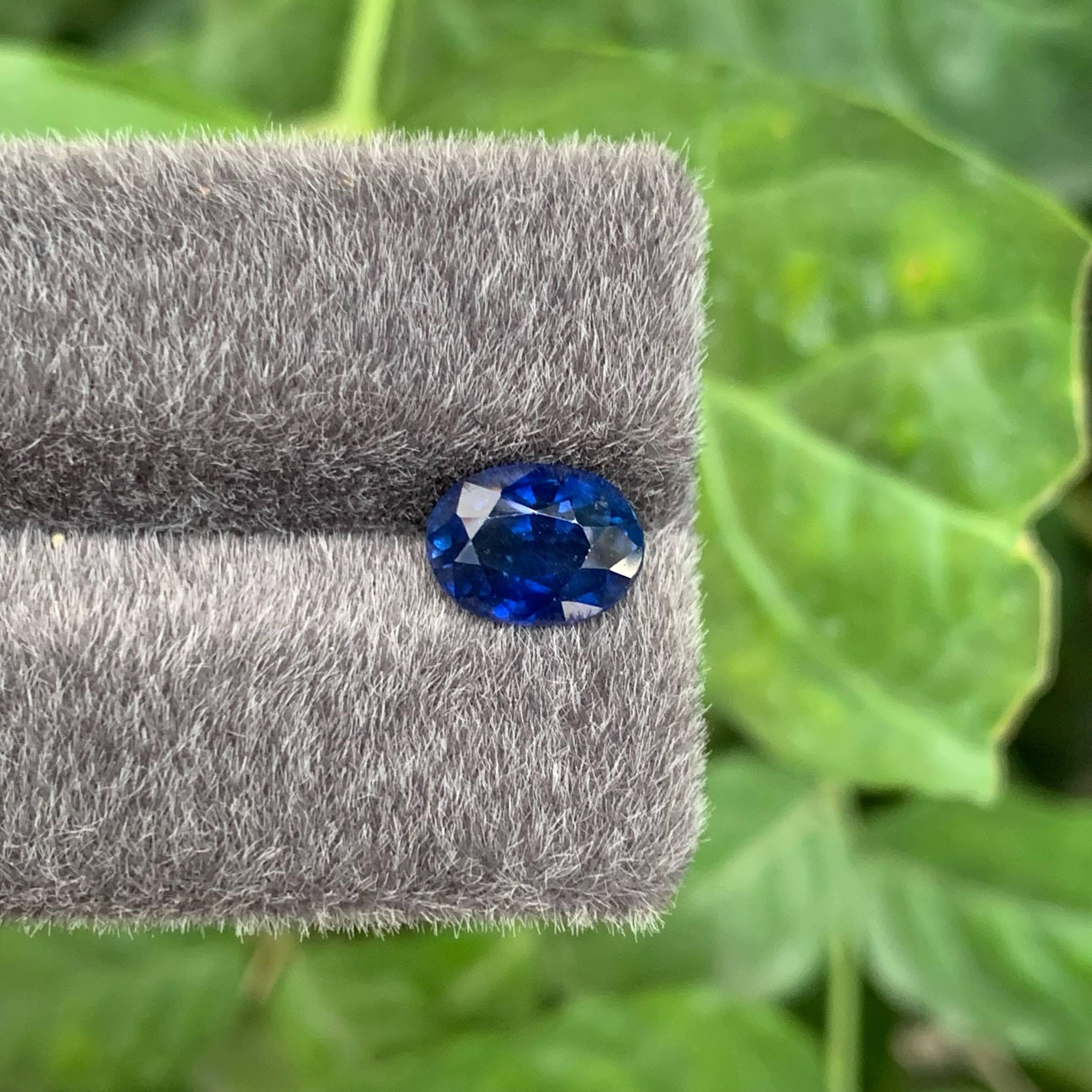 3.00 Carat Natural Loose Royal Blue Sapphire Stone Oval Cut Sri Lankan Gemstone For Sale 3