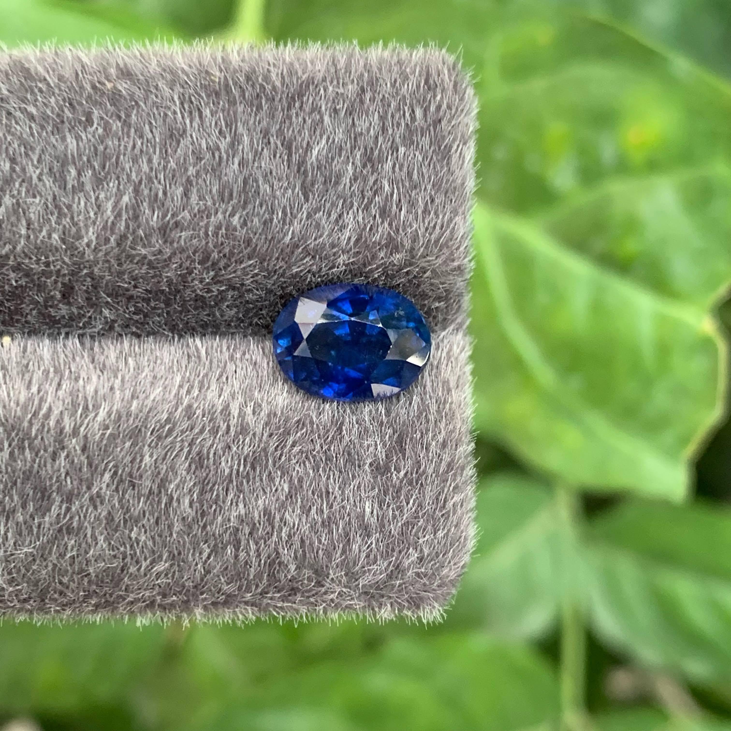 3.00 Carat Natural Loose Royal Blue Sapphire Stone Oval Cut Sri Lankan Gemstone For Sale 4