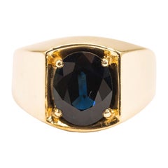 3.00 Carat Oval Australian Sapphire Men's Signet Vintage 18 Carat Gold Ring