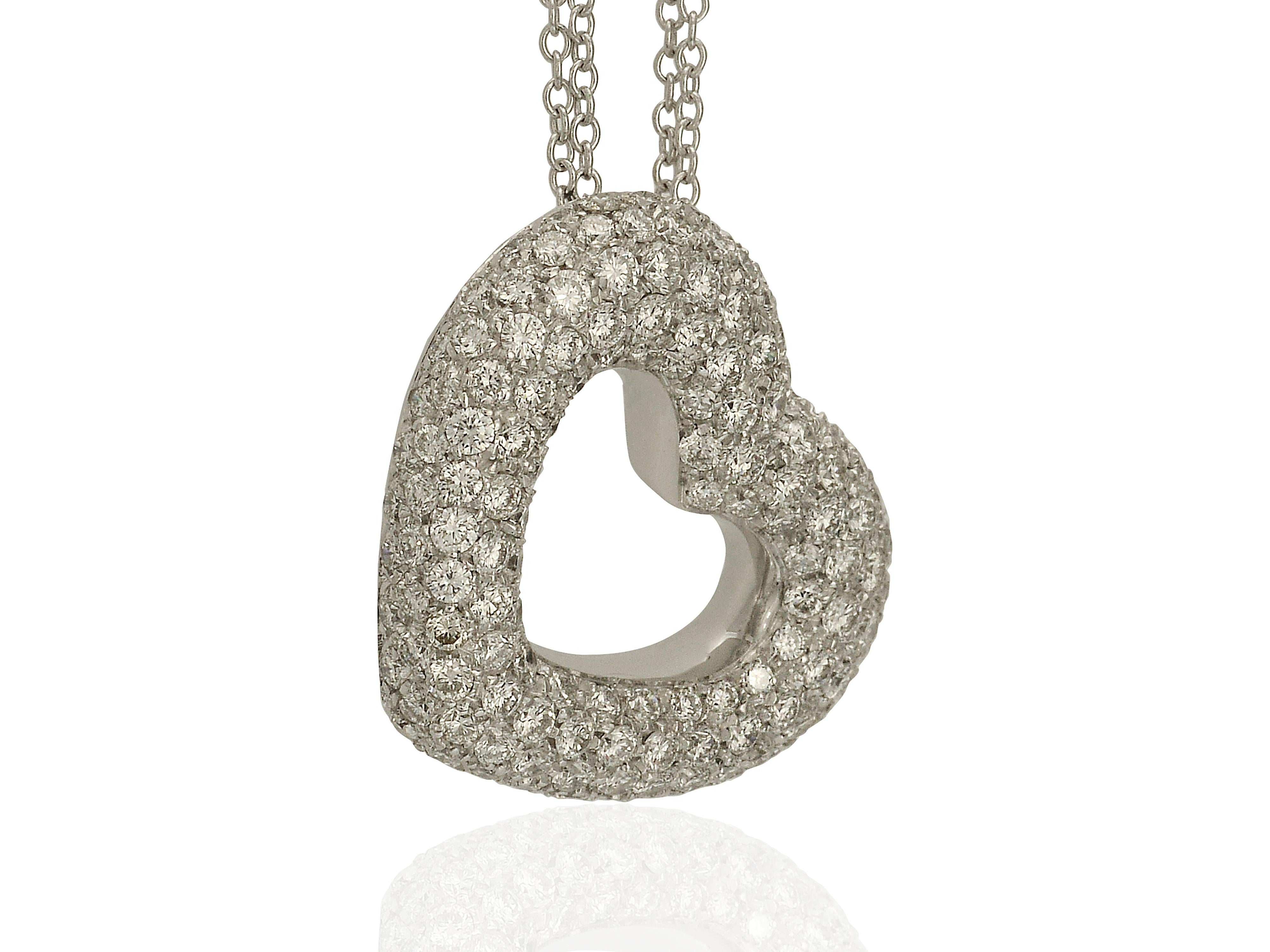 1 carat diamond heart pave necklace