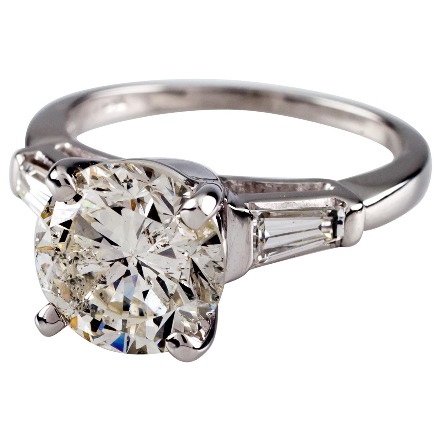 3.00 Carat Round Brilliant Diamond 18 Karat White Gold Engagement Ring For Sale