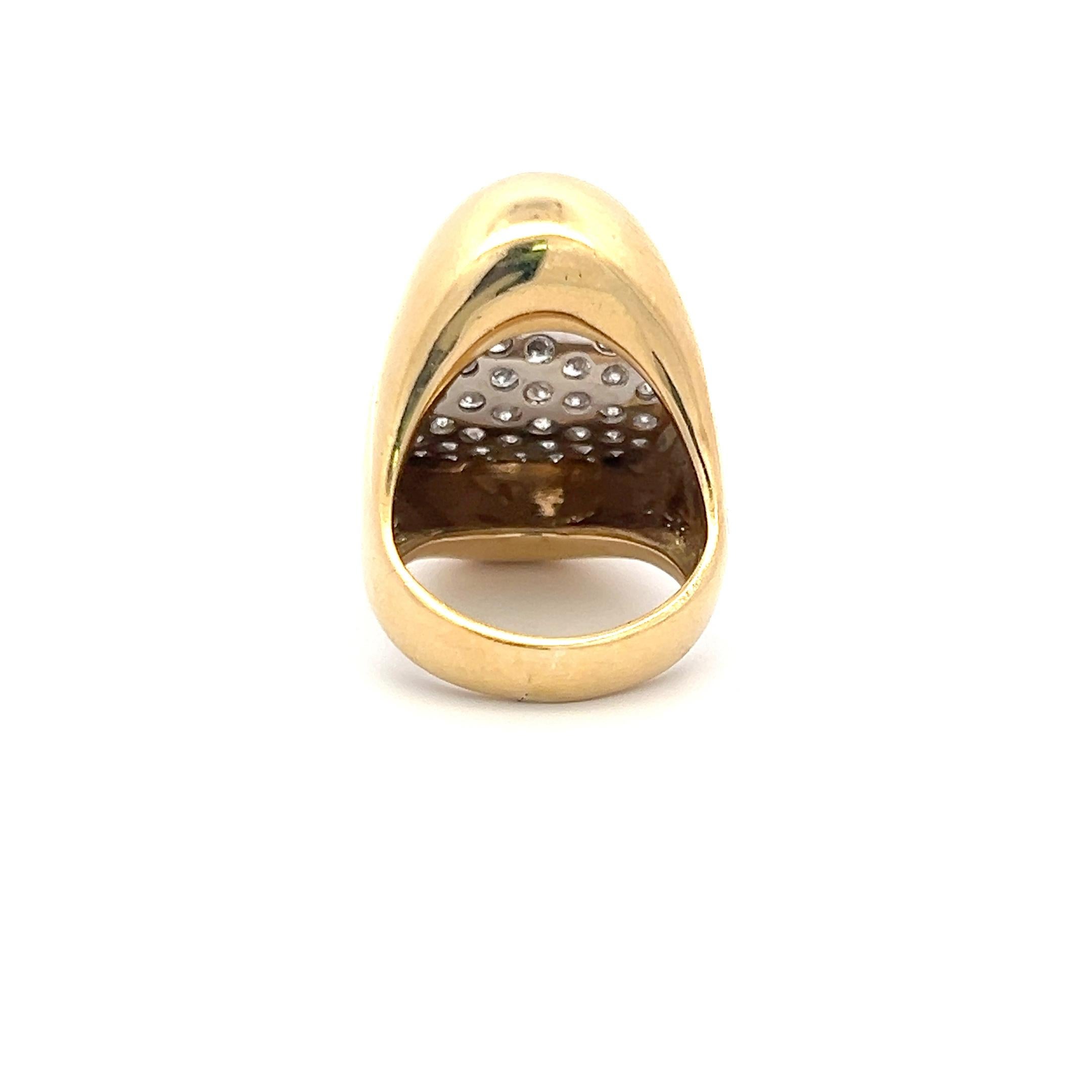 Anillo de cóctel de oro amarillo de 18 quilates con diamante I SI brillante redondo de 3,00 quilates Corte brillante en venta