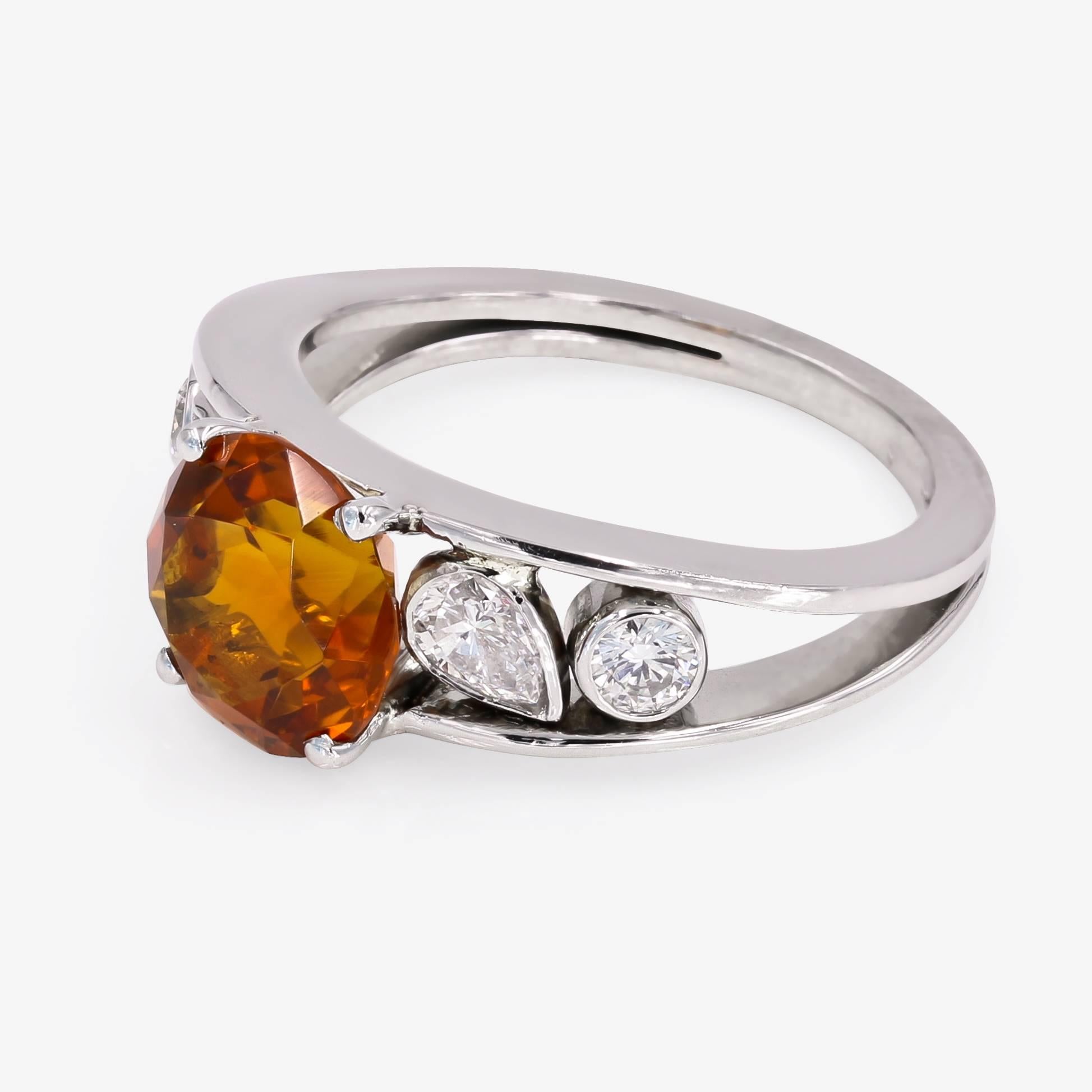 Round Cut 3.00 Carat Round Citrine and Diamond Ring For Sale
