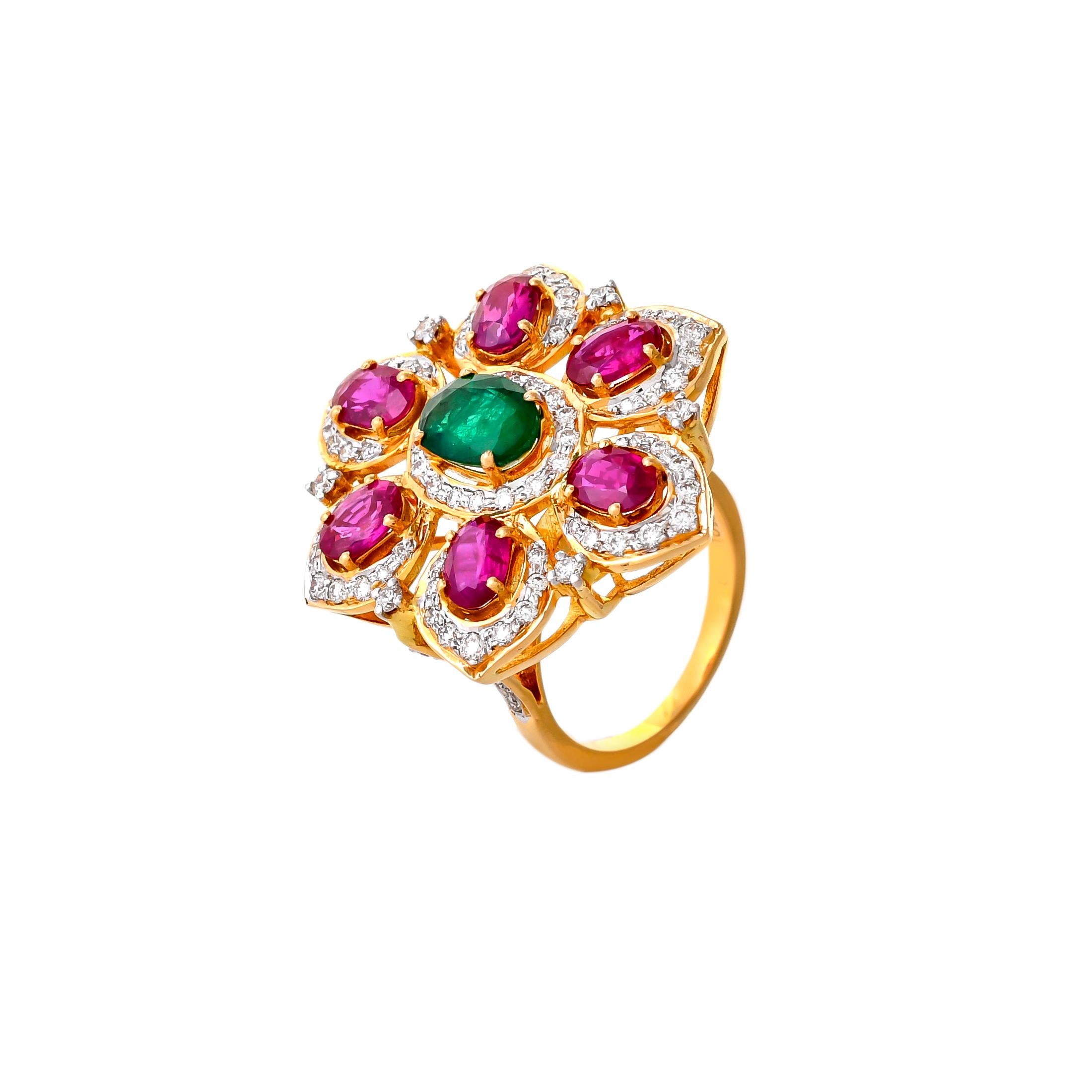 3.00 Carat Ruby Emerald and Diamond 18kt Yellow Gold Floral Cocktail Ring In New Condition For Sale In Jaipur, Jaipur