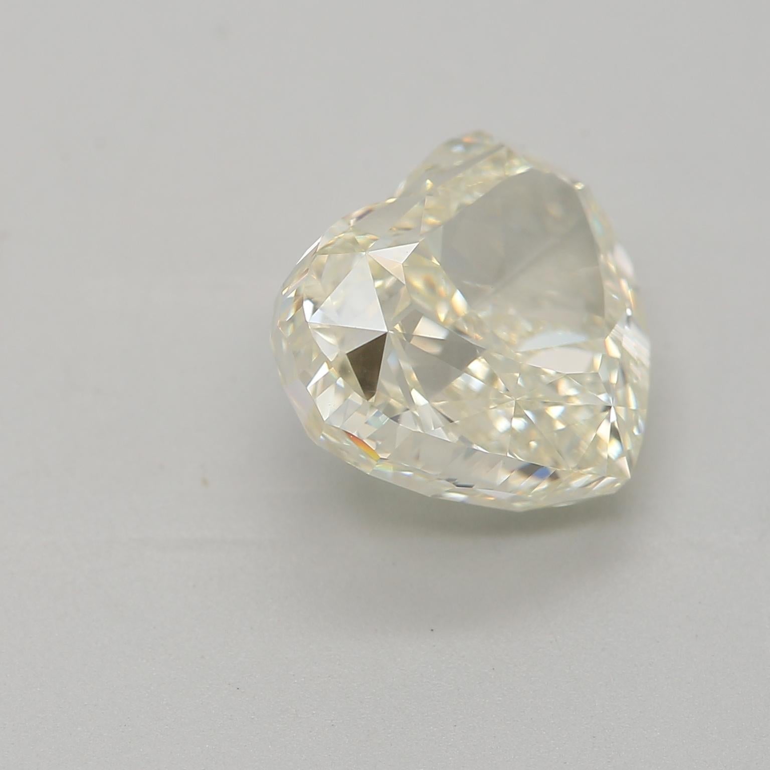 Women's or Men's 3.00 Carat Heart shaped diamond VS1 Clarity GIA Certified For Sale
