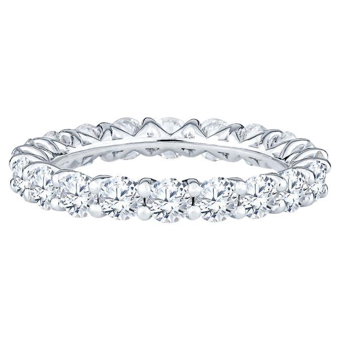 3.00 Carat Total Weight Round Brilliant Cut Diamond Eternity Band For Sale