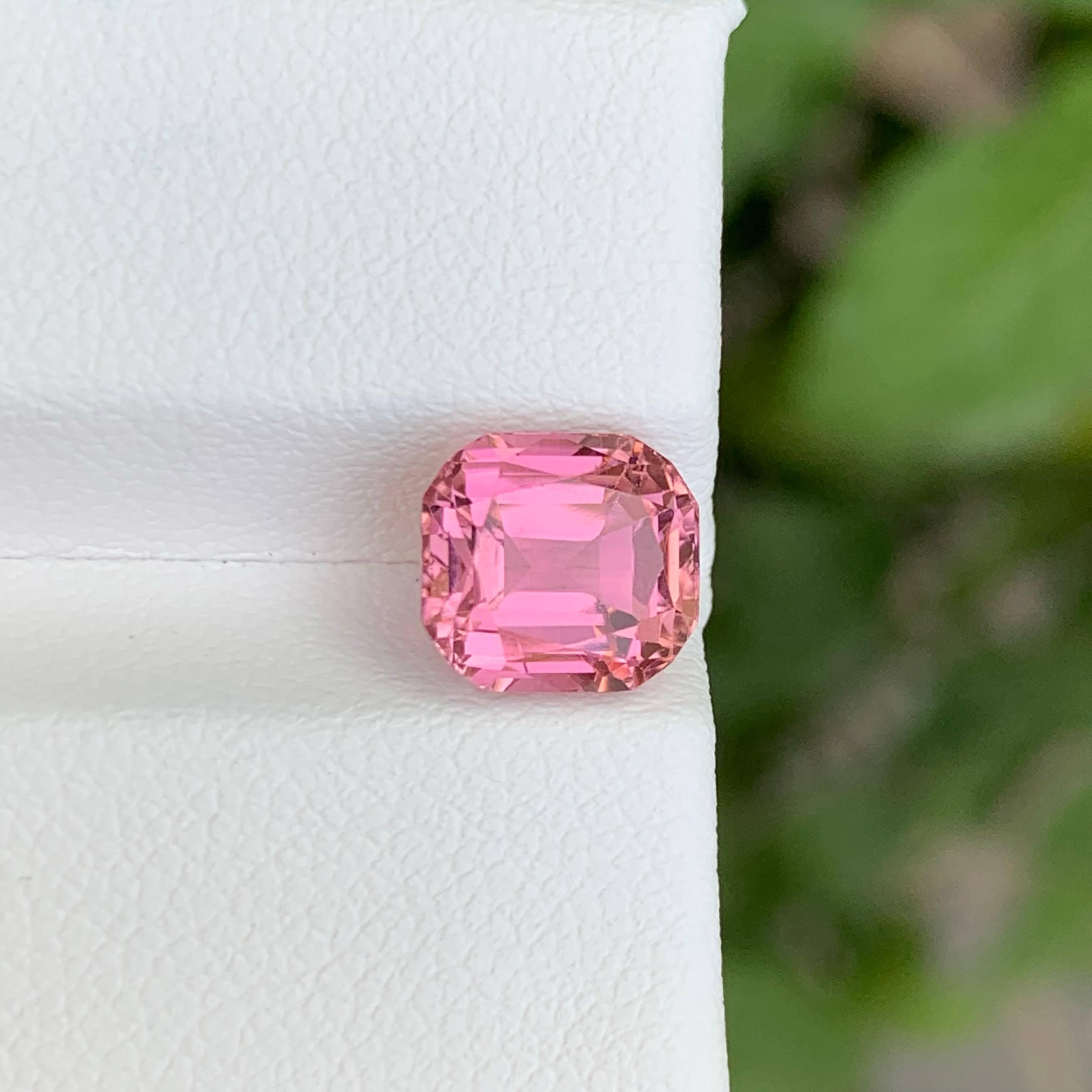 Moderno 3,00 carati di tormalina rosa bubblegum pietra taglio cuscino gemma afgana in vendita