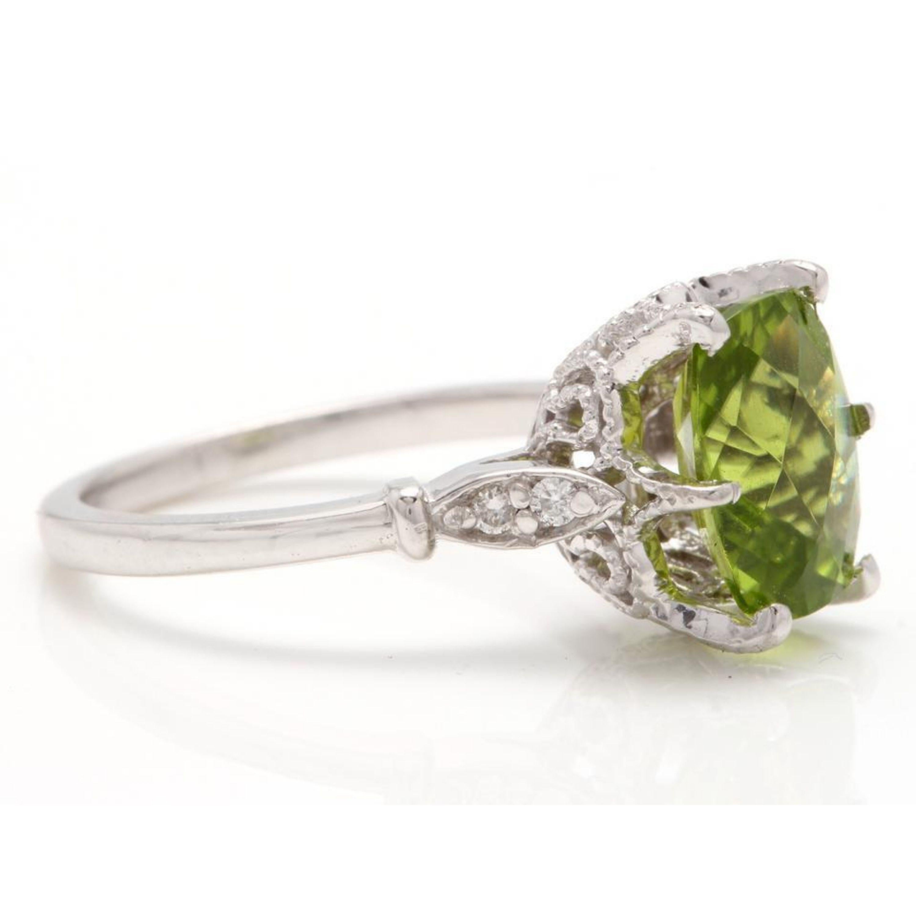 Mixed Cut 3.00 Carat Impressive Natural Peridot and Diamond 14 Karat White Gold Ring For Sale