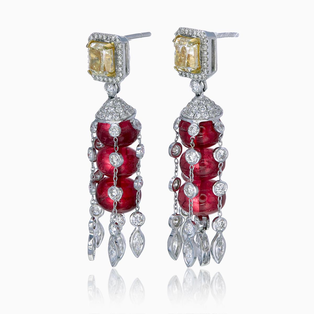 3.00 Carats Octagon Cut Fancy Yellow Diamond Earrings with Rubies in 18K W/G In New Condition For Sale In Bangkok, TH