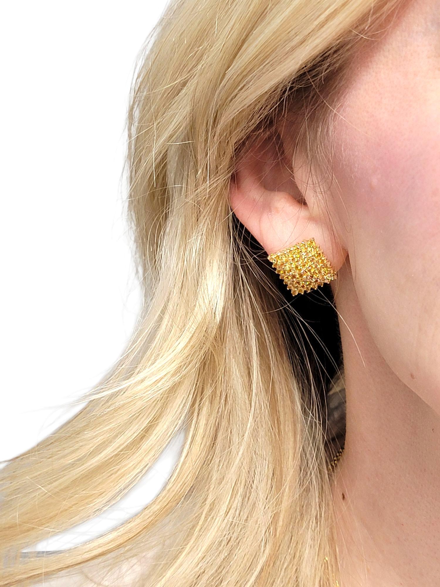 3.00 Carats Total Pavé Yellow Sapphire Squared Stud Earrings in 18 Karat Gold en vente 4
