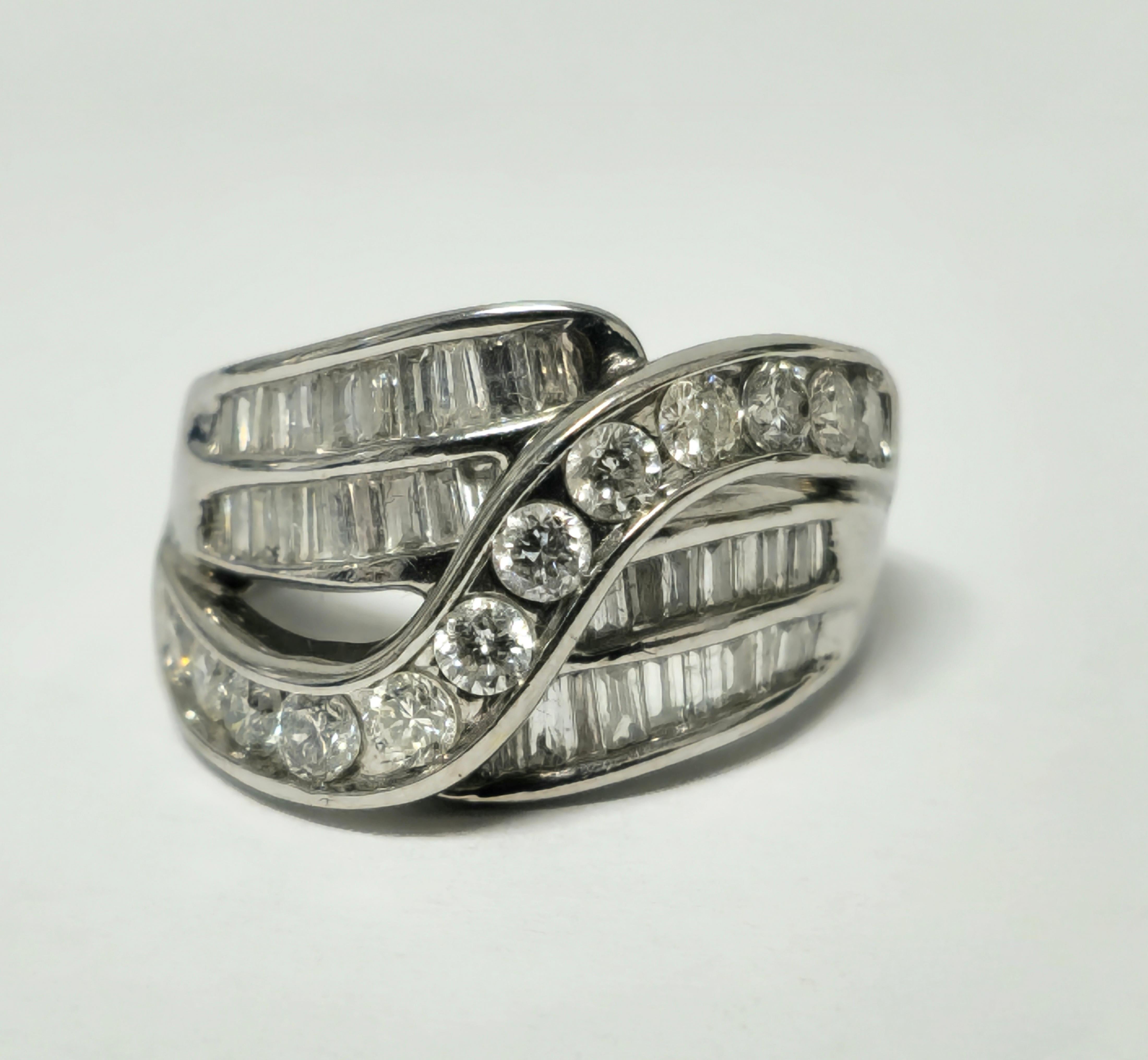 3,00 CT Brillantschliff Diamant & 14K Weißgold Ring (Mittelalterlich) im Angebot