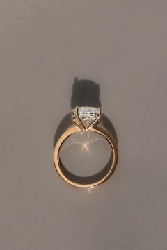 3.00 ct cushion diamond in 18ct rose gold with black rhodium accents