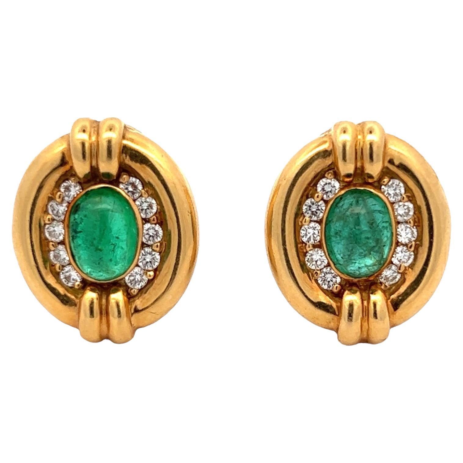 3.00 Ctw Emerald Diamond 18 Karat Yellow Gold Estate Earclip Earrings For Sale