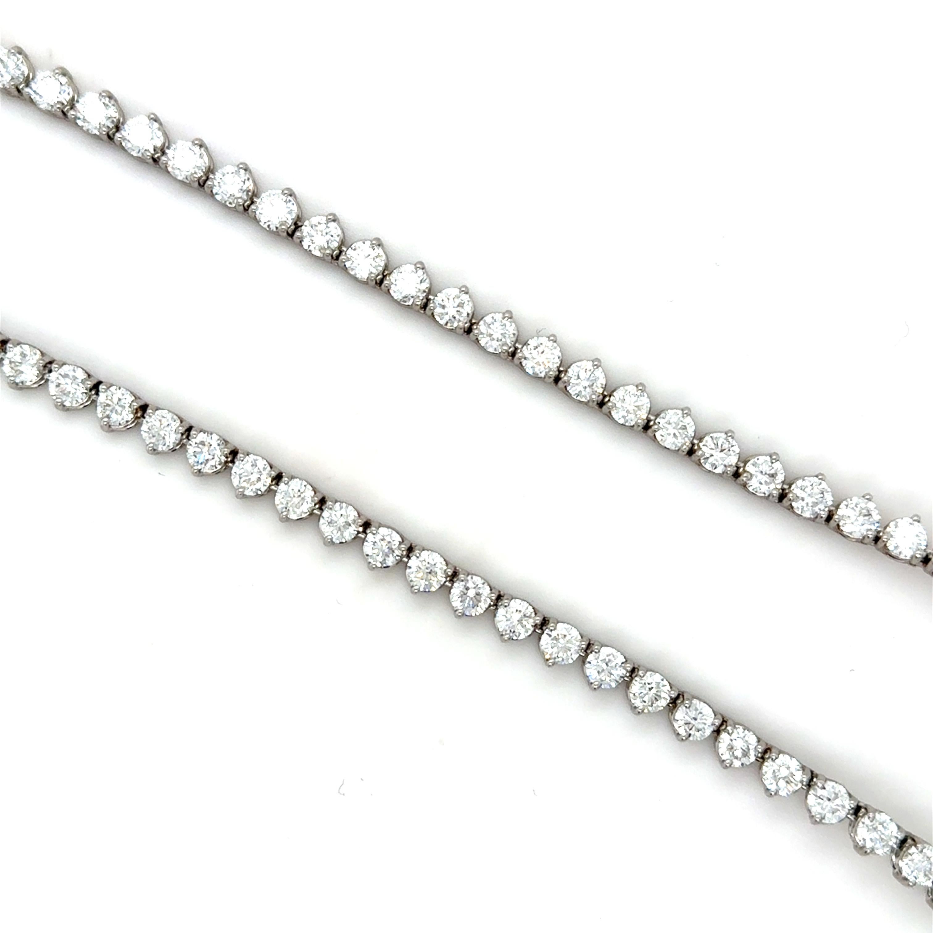 Contemporain Collier de diamants de 30,00 carats en vente