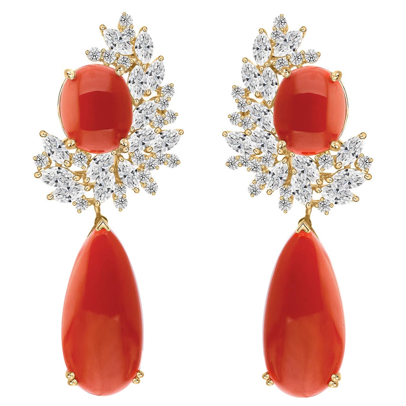 Boucles d'oreilles en corail de 30,05 carats et diamants de 4,69 carats (SI/H), en or jaune 18 carats