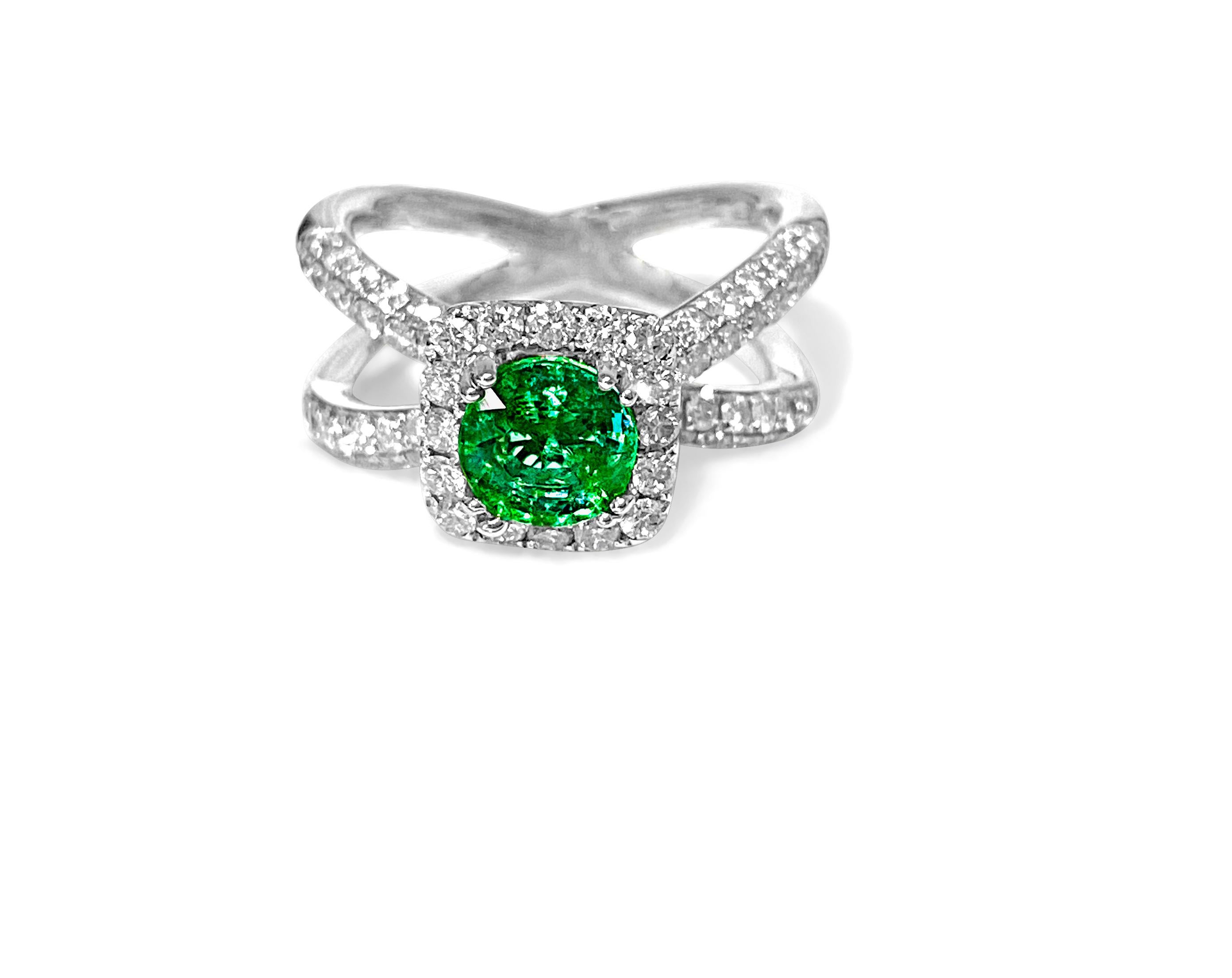 20-inch diamond tennis necklace featuring a 11.50 carat, 100% natural earth
Material: Crafted from exquisite 18K white gold, 
this stunning ring features a total of 2.00 carats of diamonds. 
The diamonds exhibit VS - SI clarity and a captivating G