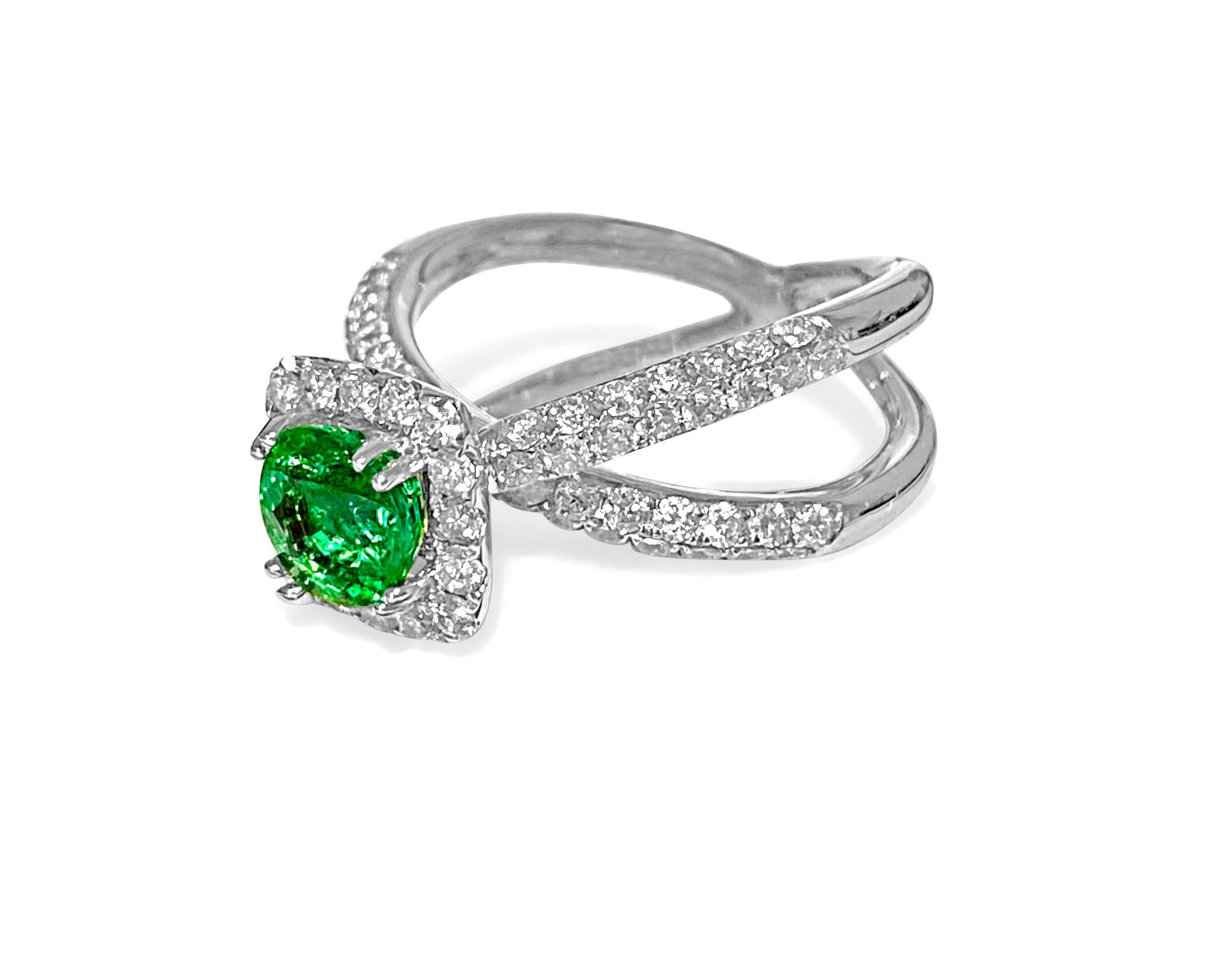Retro 3.00ct Diamond Natural Emerald Ring 18K Gold For Sale