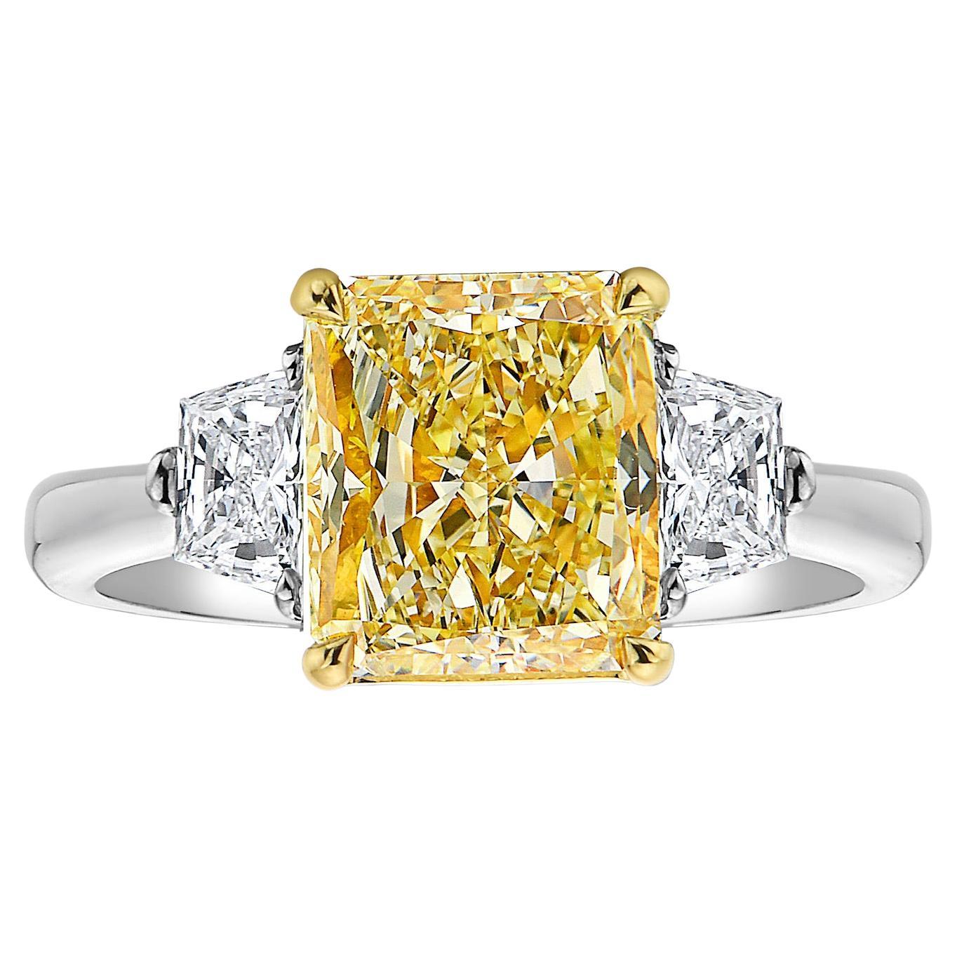 3 Carat Fancy Yellow Radiant Diamond Ring For Sale