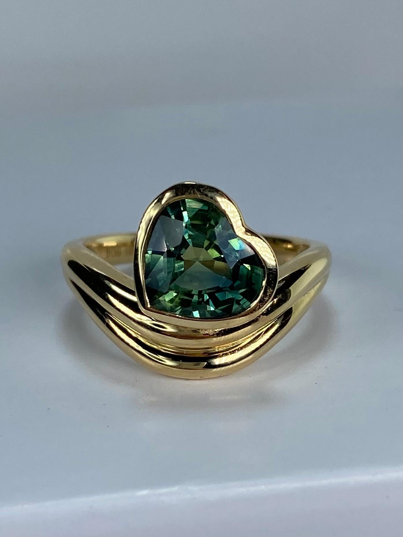 3.00ct Heart Shape Teal Sapphire Ring In New Condition For Sale In Christchurch, NZ
