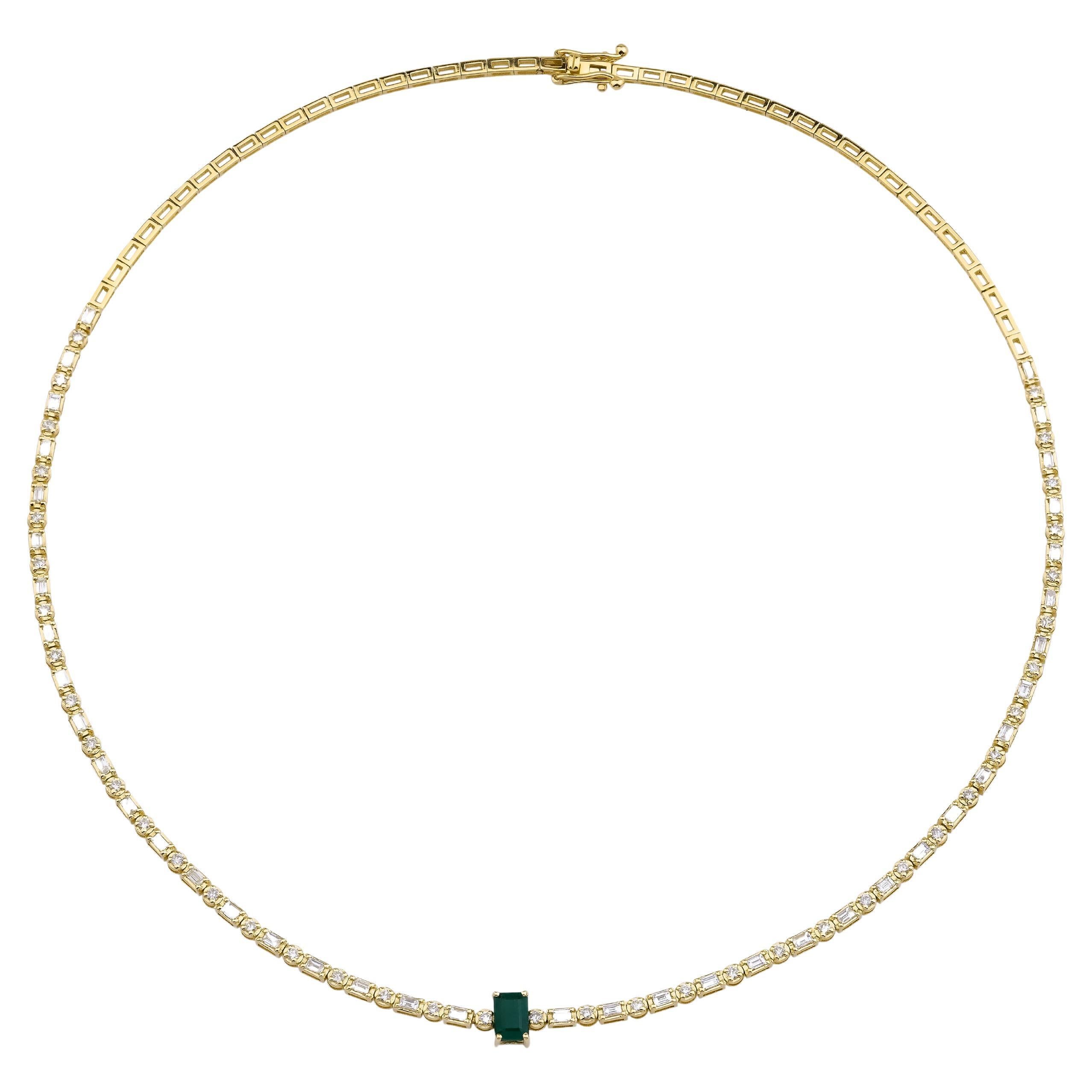 3.00ct Natural Emerald And Natural Diamond  18kt Solid Gold Necklace  For Sale