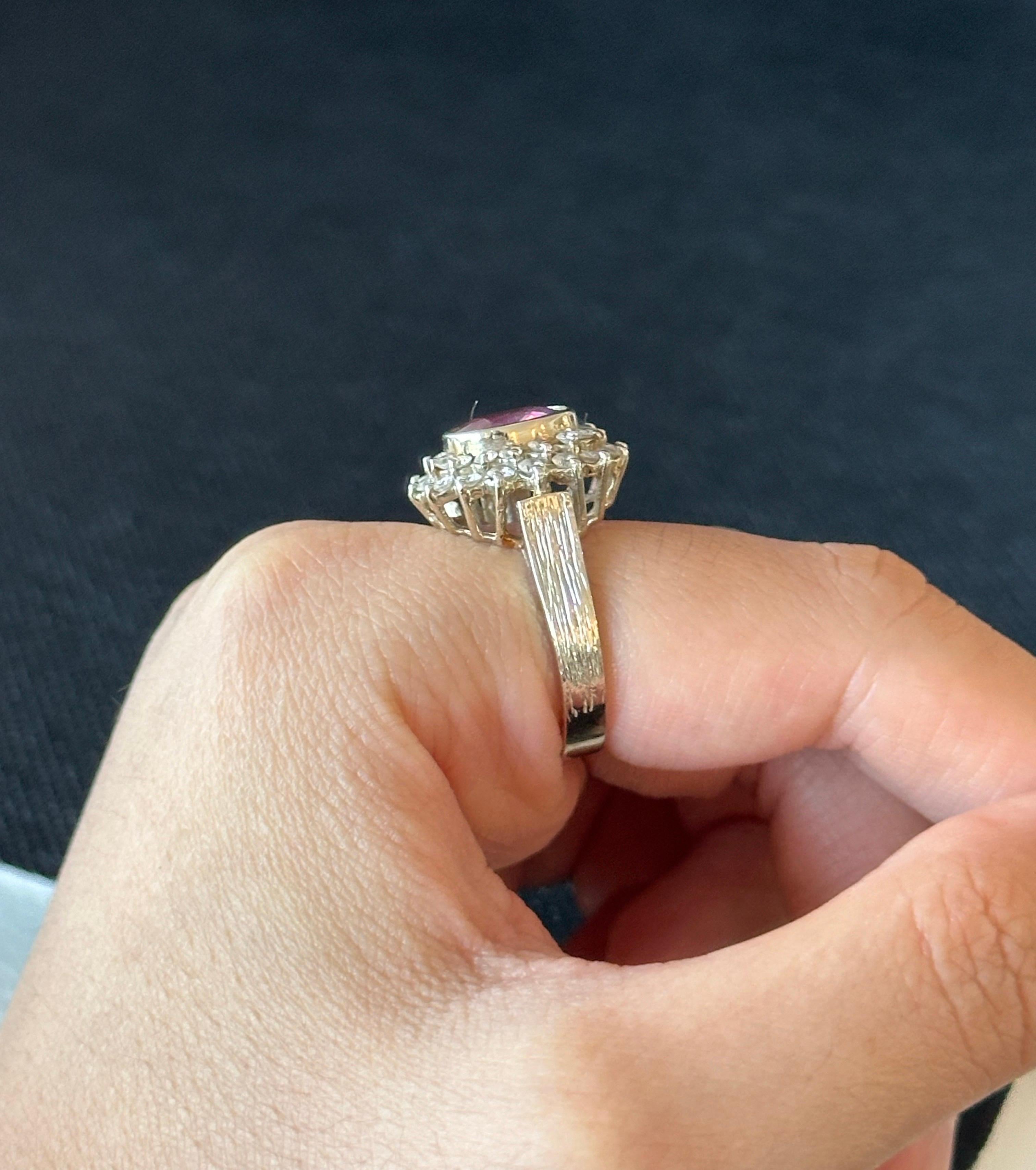 3.00ct Pink Sapphire and 0.75ctw Natural Diamond 18K White Gold Ring In Excellent Condition For Sale In West Palm Beach, FL