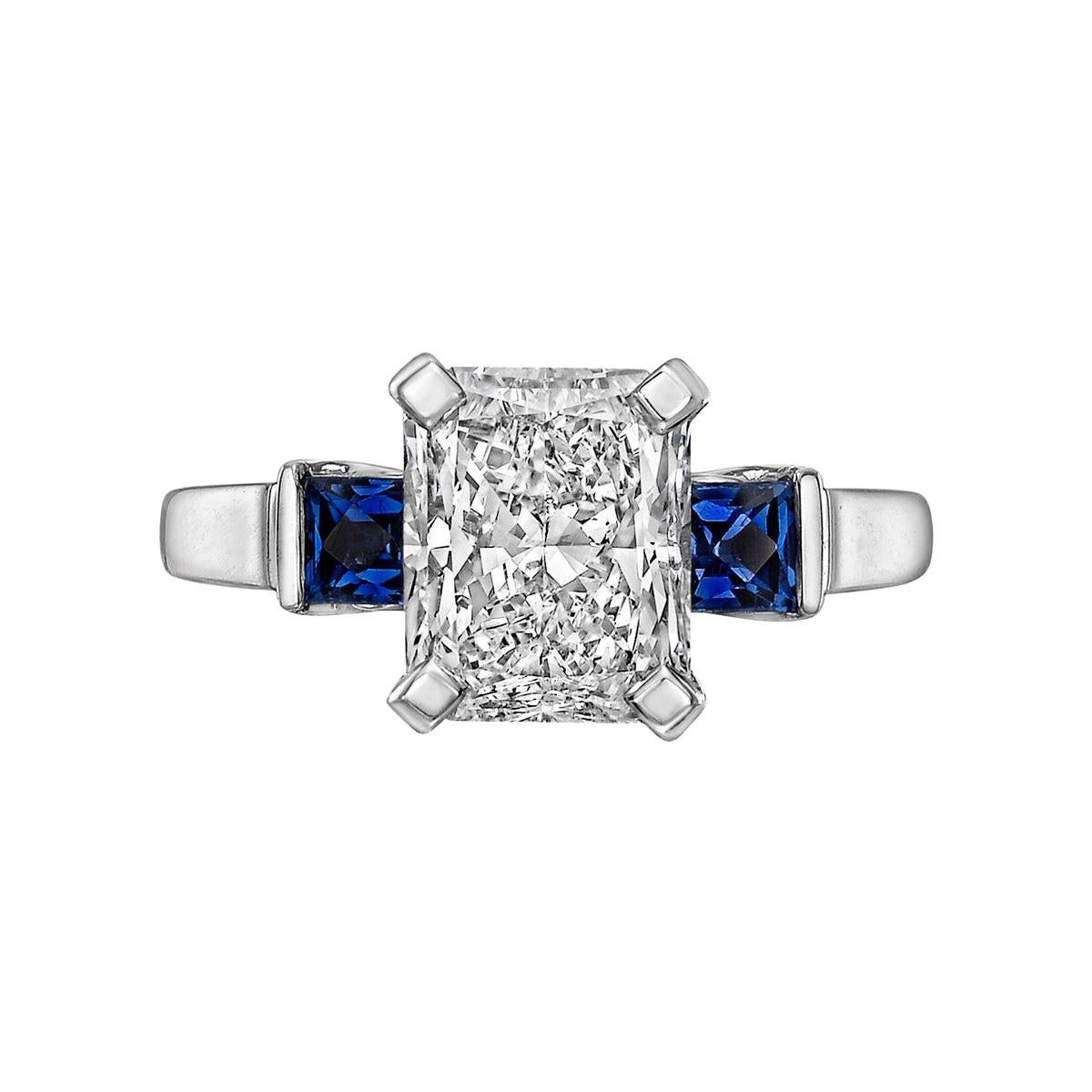 3.00ct Radiant-Cut Diamond Ring 'D/VS2' For Sale