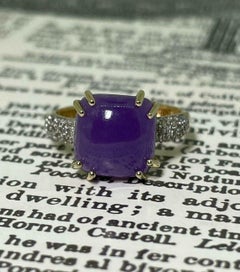 3.00ct Sugarloaf Purple Quartz & Diamond Vintage Ring in 9K Rose Gold.