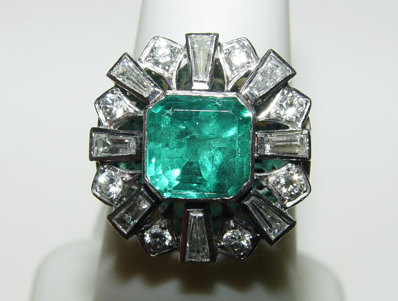 3.00CT(Est). COLOMBIAN Emerald and Diamond Ring Platinum C. Dunaigre/cert. For Sale 12