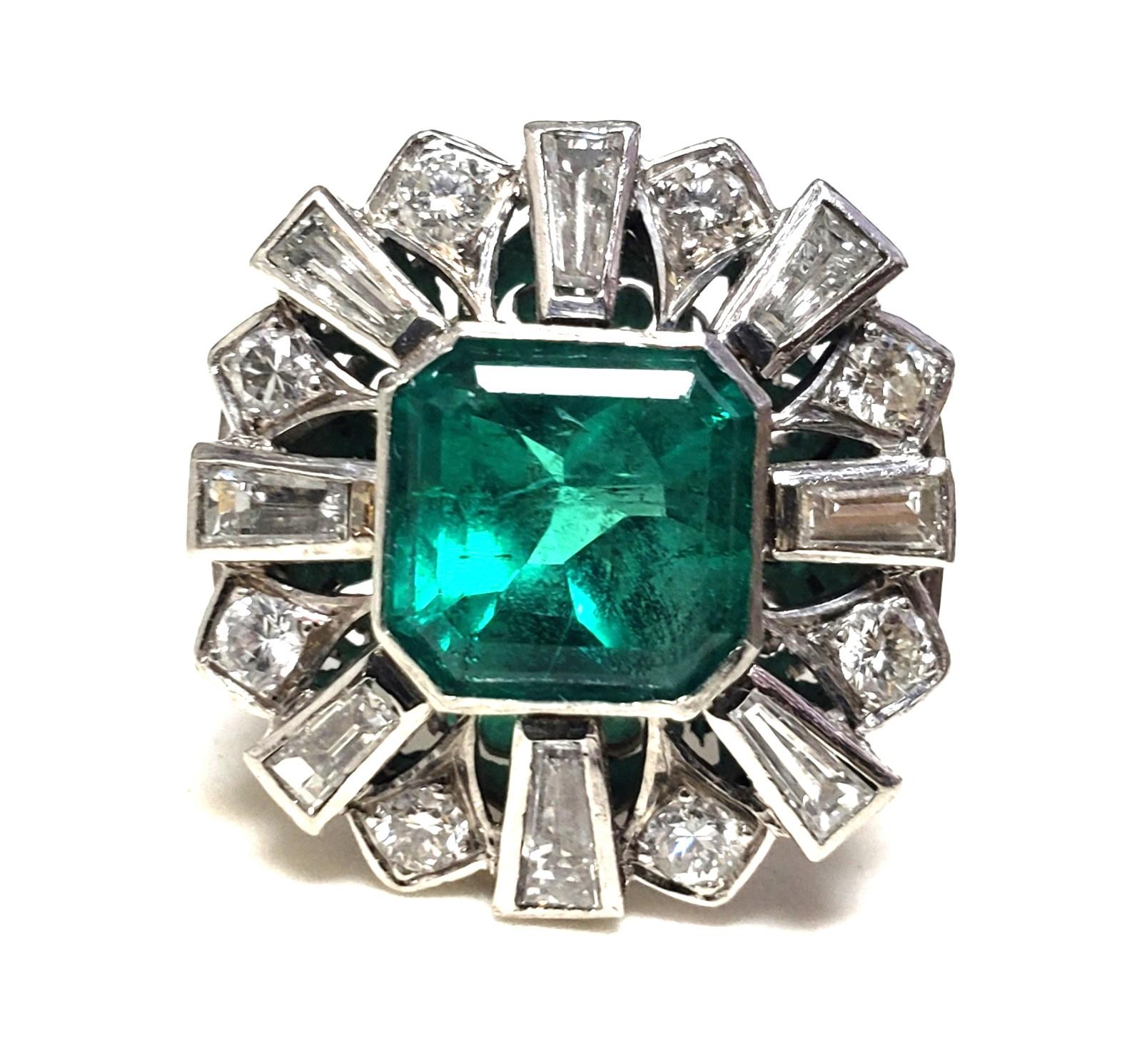 Women's or Men's 3.00CT(Est). COLOMBIAN Emerald and Diamond Ring Platinum C. Dunaigre/cert. For Sale