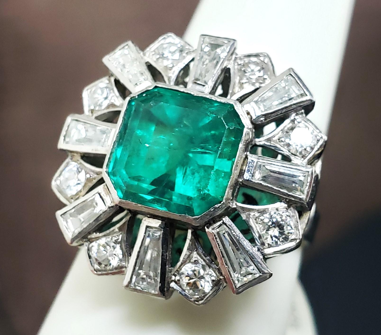 3.00CT(Est). COLOMBIAN Emerald and Diamond Ring Platinum C. Dunaigre/cert. For Sale 1