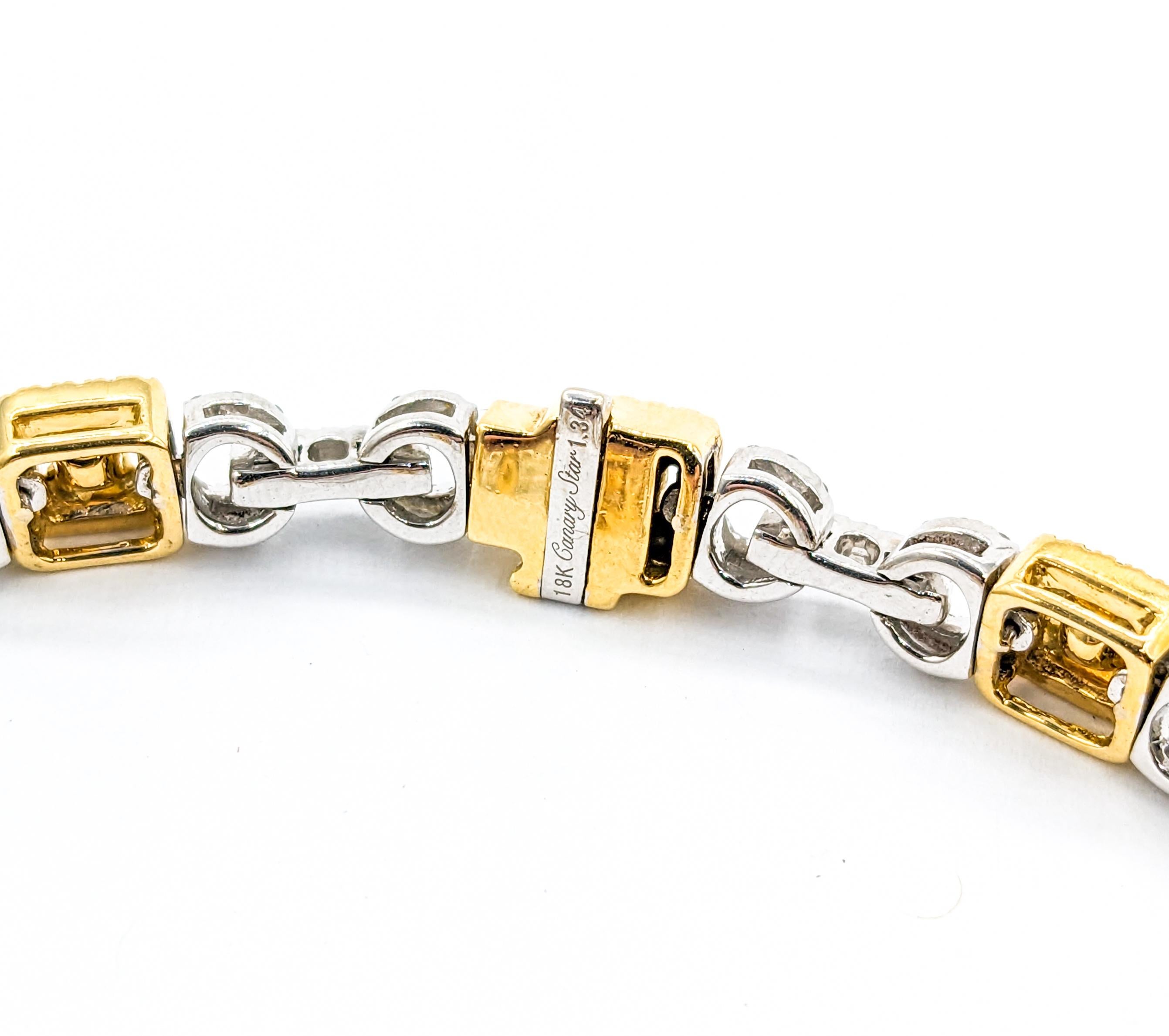 Women's 3.00ctw Diamond Bracelet in 18kt Two-Tone Gold For Sale