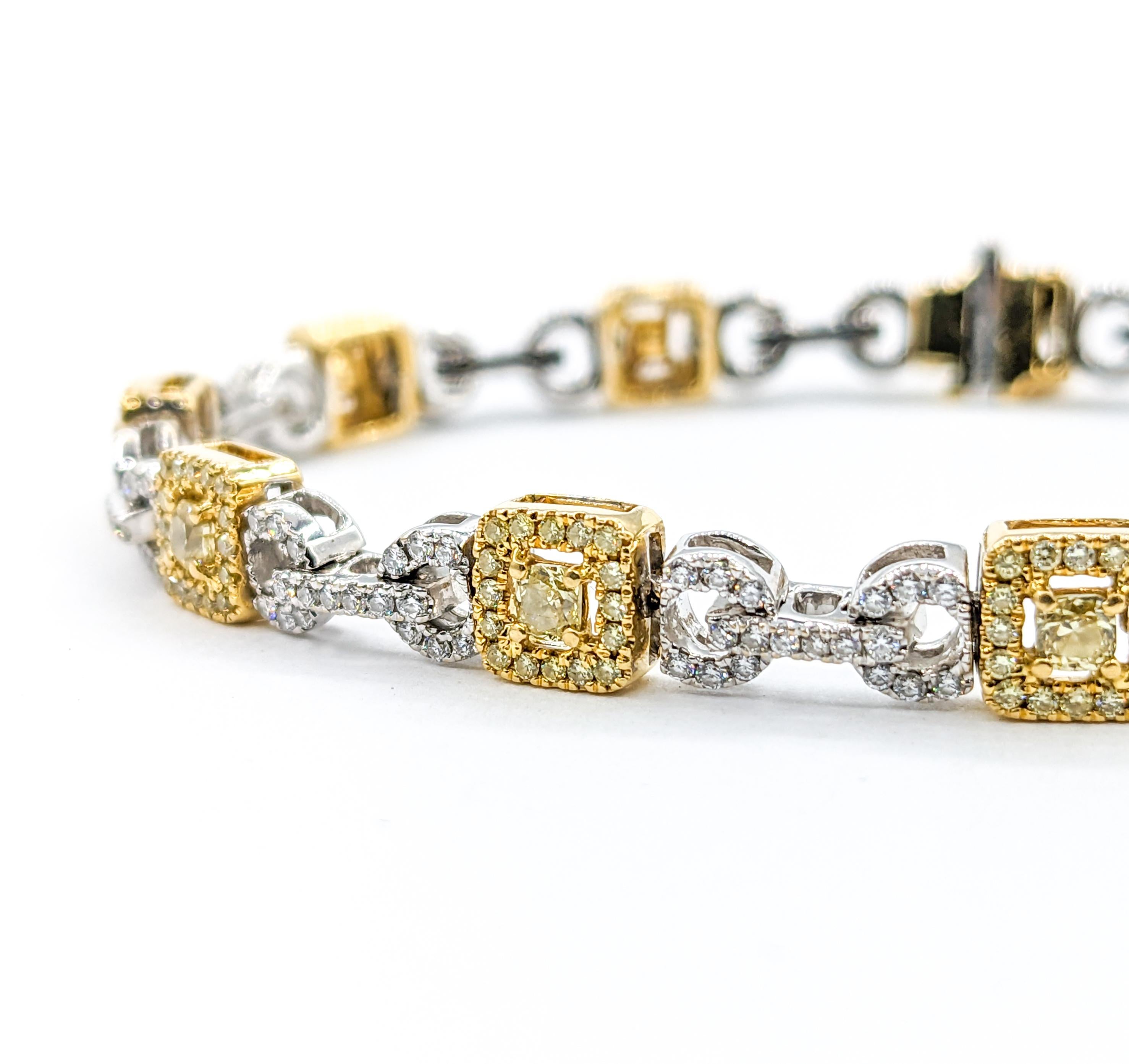 3.00ctw Diamond Bracelet in 18kt Two-Tone Gold For Sale 2