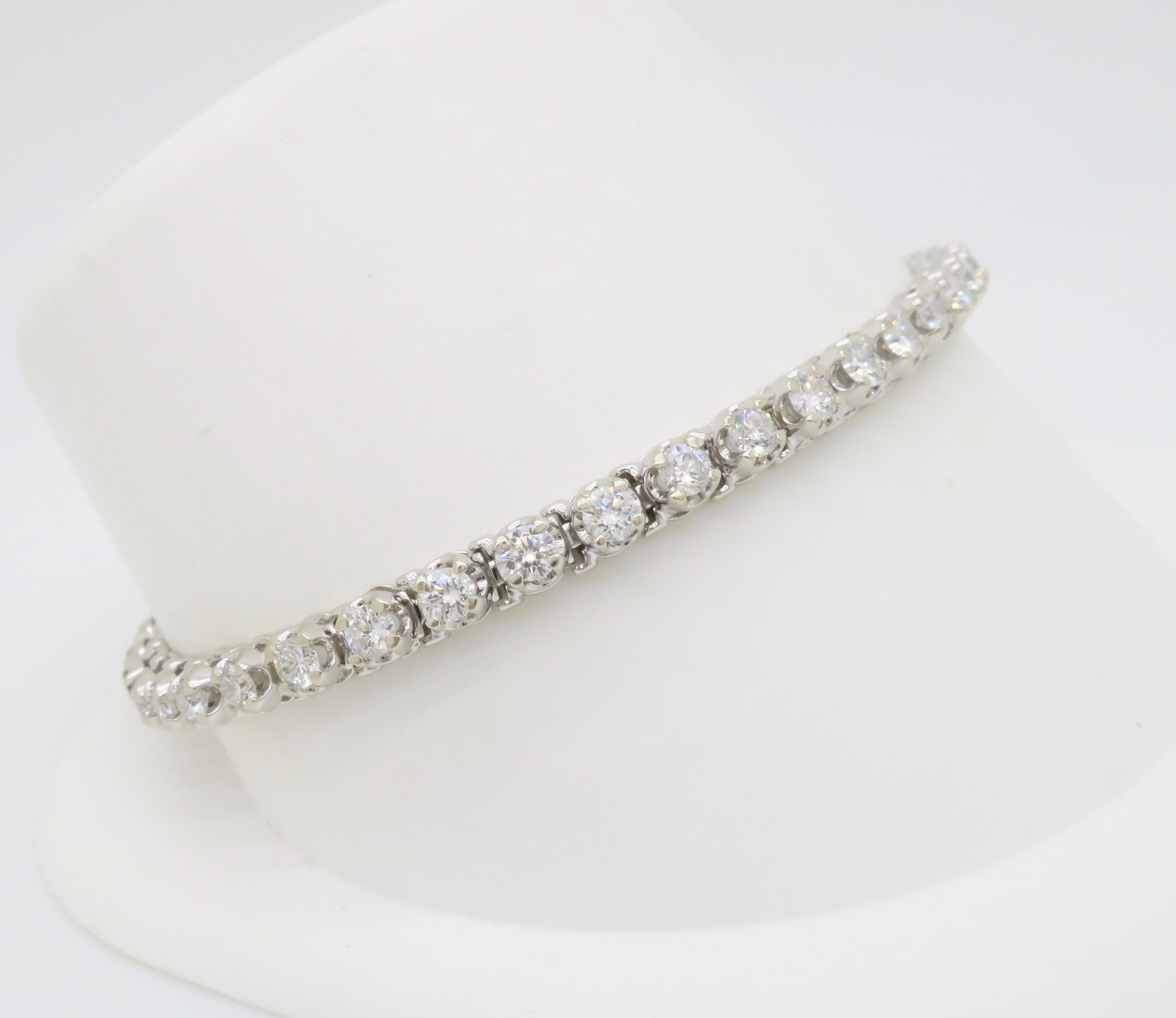 Bracciale tennis con diamanti 3.00CTW 1