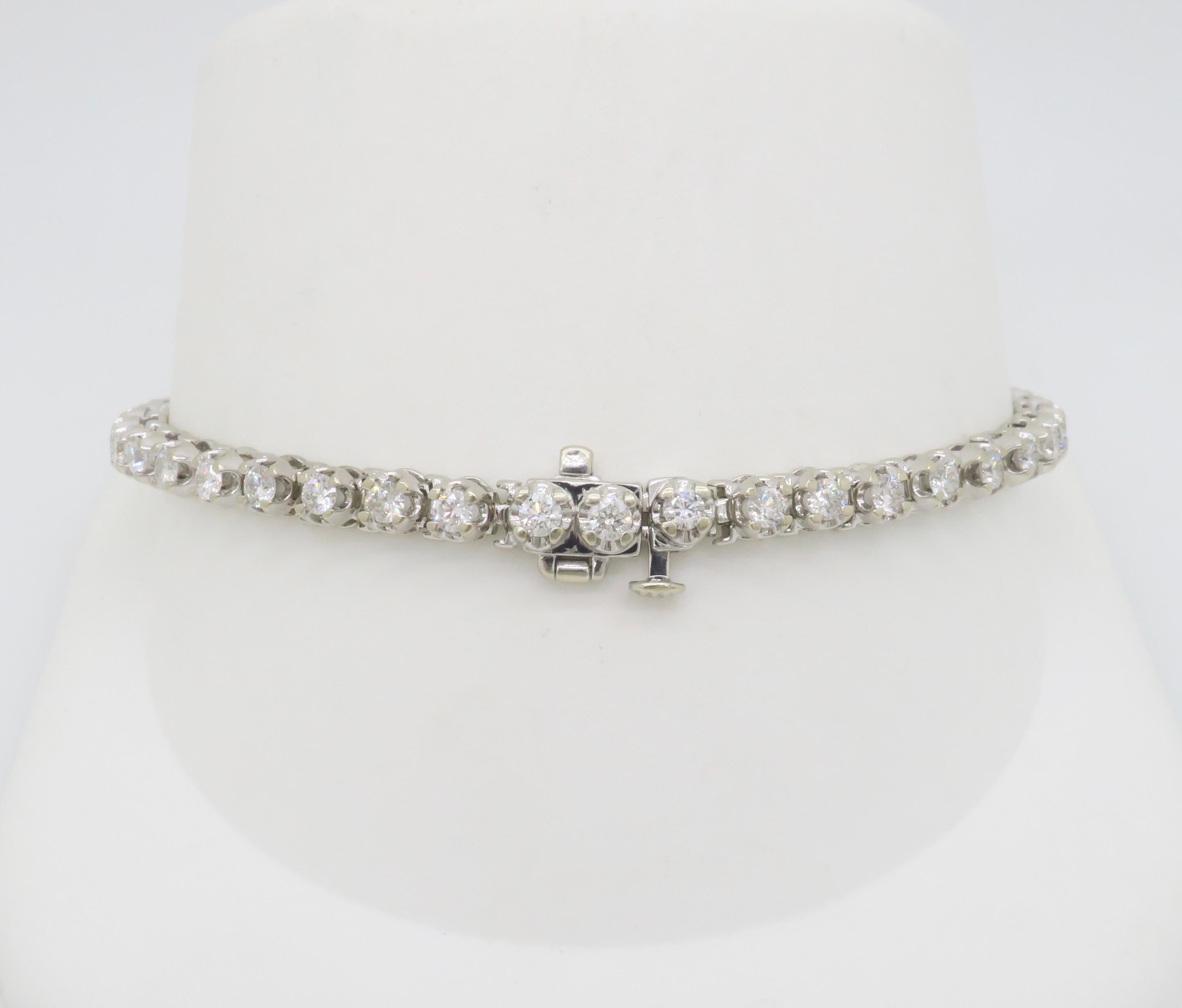Bracciale tennis con diamanti 3.00CTW 2