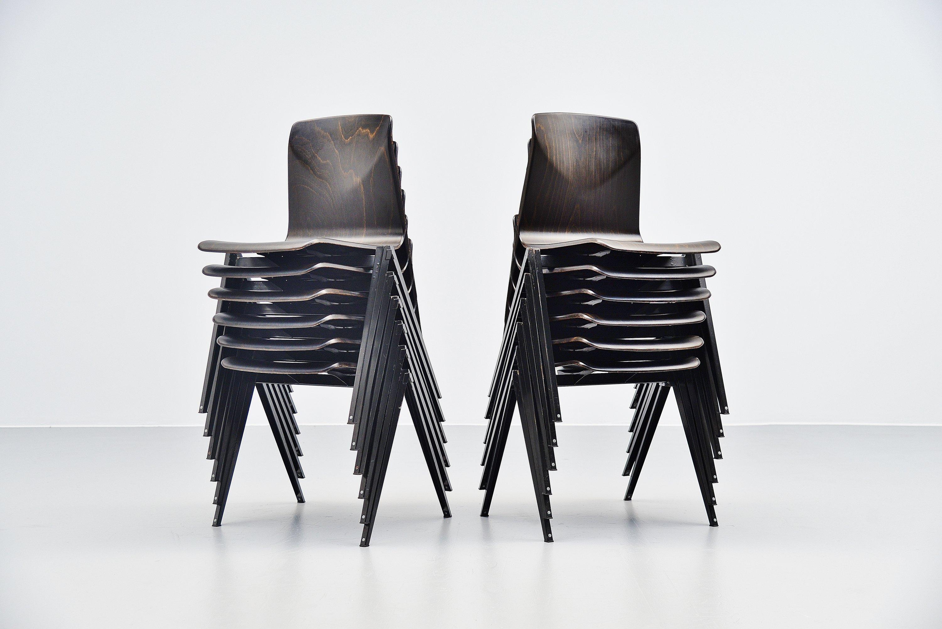 300x Pagholz Stacking Chairs Set Black, Germany, 1970 3