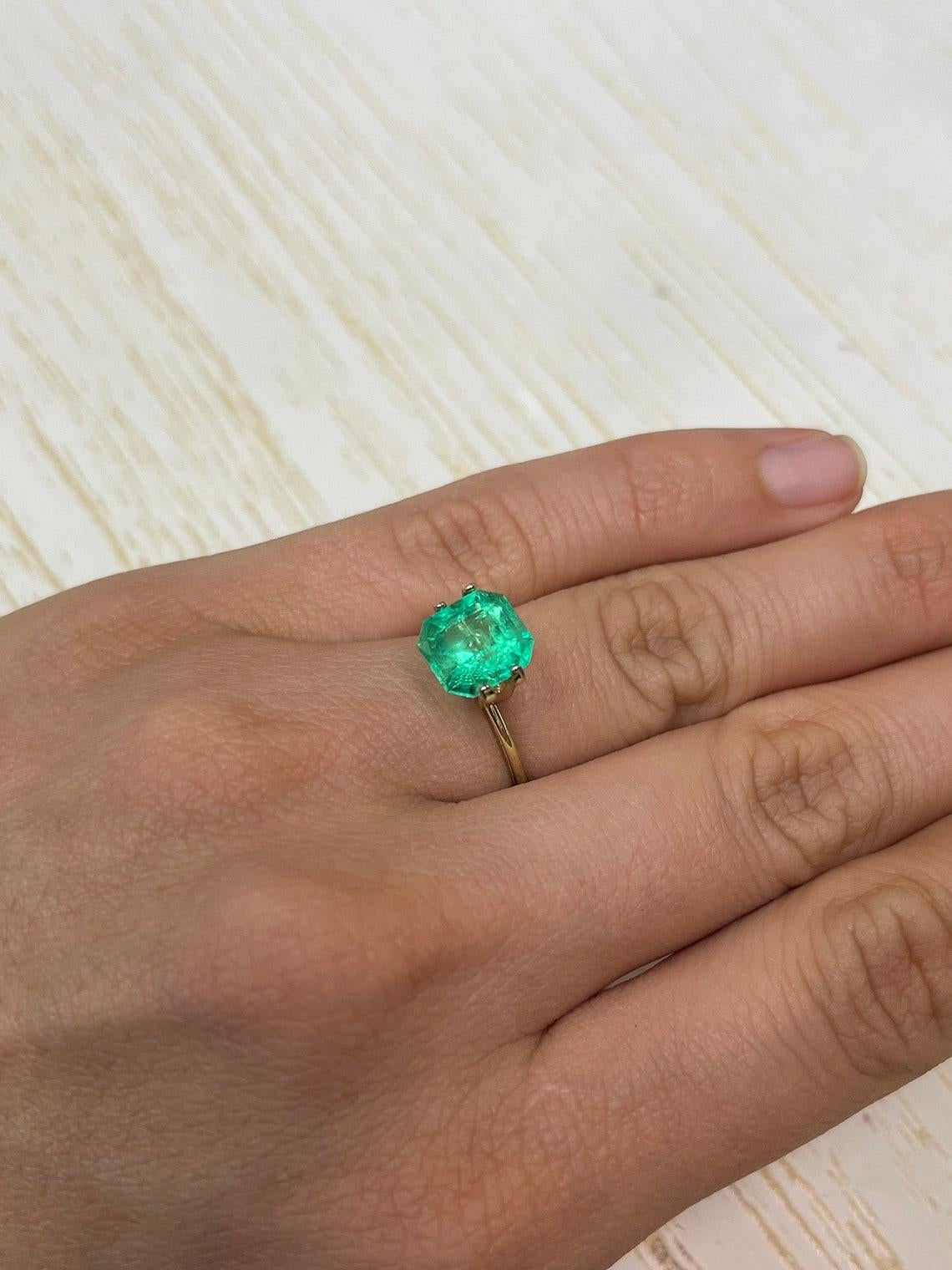 3.01 Carat 9x8.5 Yellowish Green Colombian Emerald - Emerald Cut Muzo Mine May For Sale 4