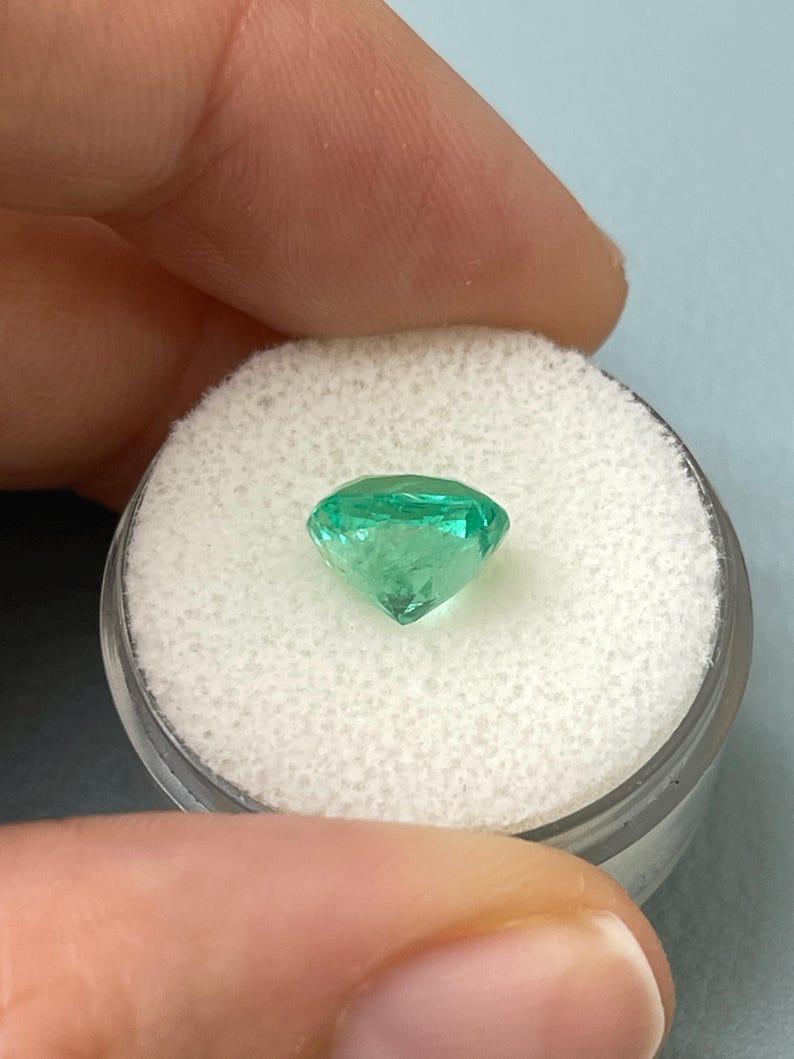 Donna Smeraldo colombiano verde bluastro da 3,01 carati - Gemma autentica con taglio a cuscino maggio in vendita
