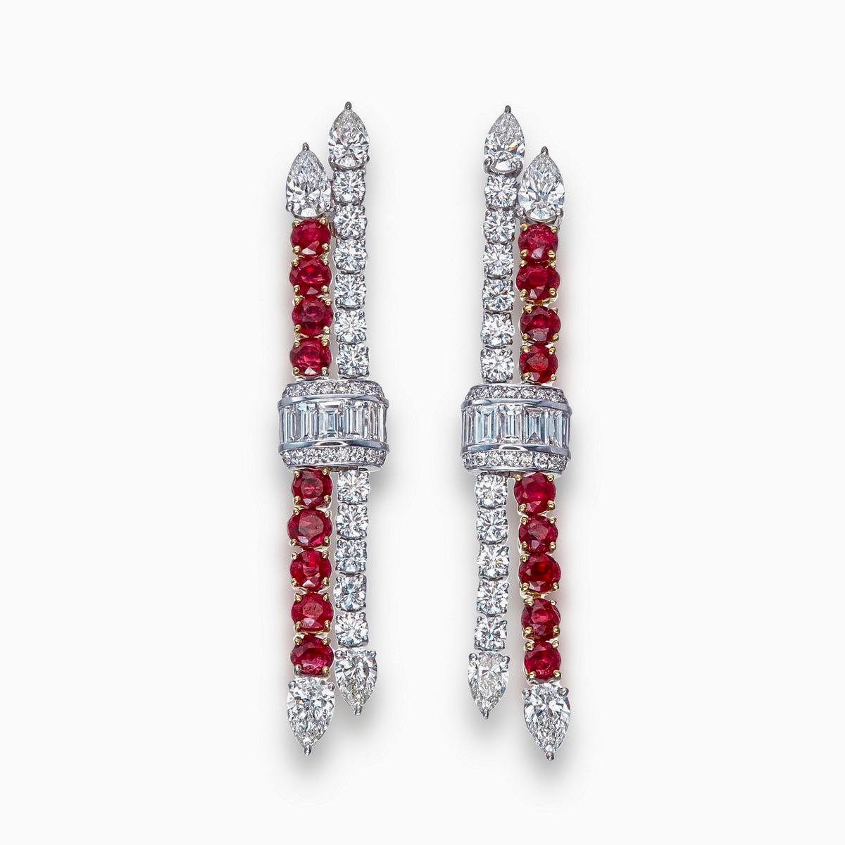 3.01 Carat Burmese Ruby No Heat Pigeon Blood And Diamond Earring In 18K Gold (Rundschliff) im Angebot
