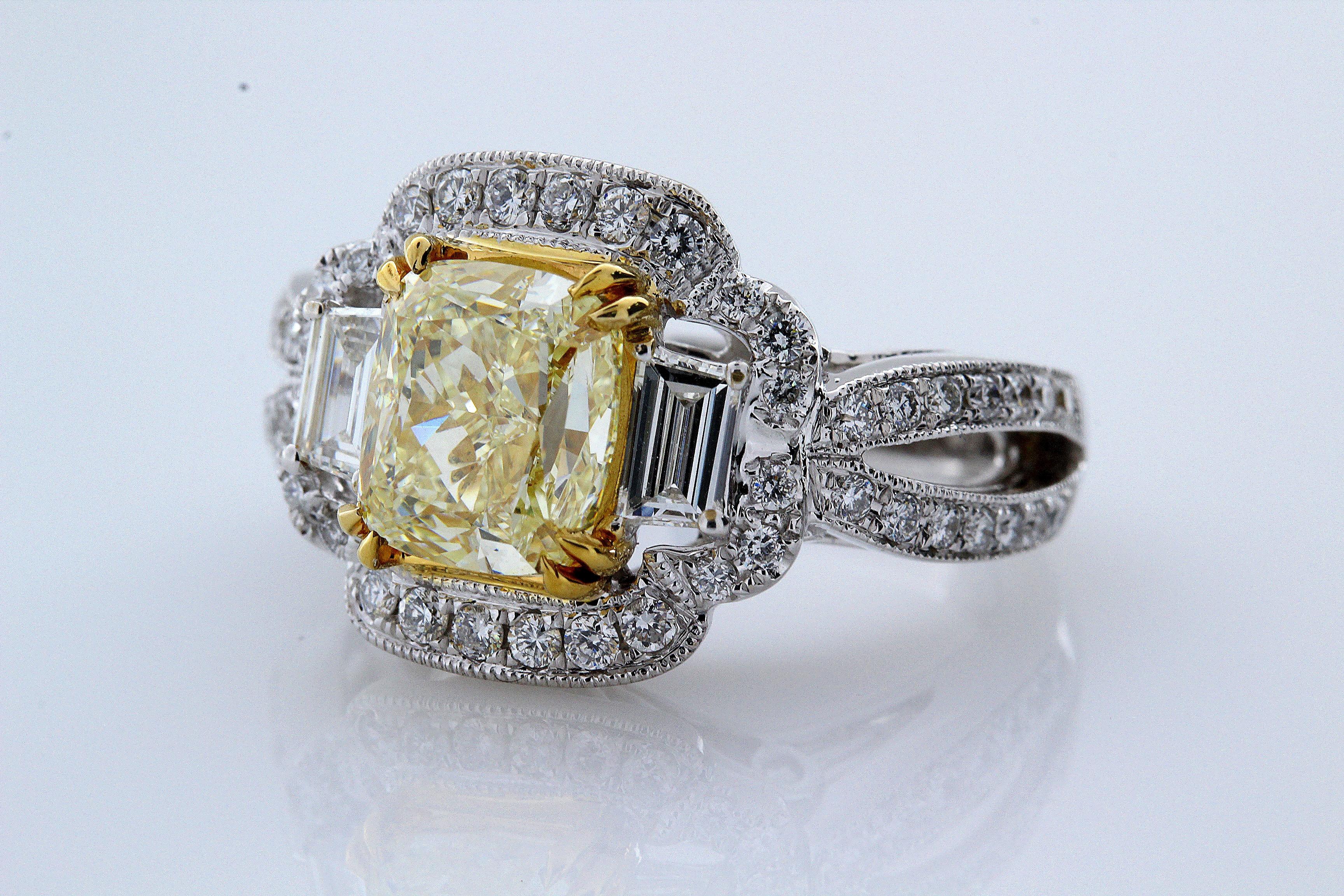 Contemporary 3.01 Carat Cushion Cut Natural Fancy Yellow Diamond Ring 14 Karat Gold For Sale