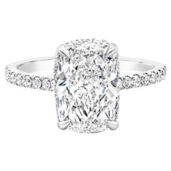 3,01 Karat Cushion Diamantring Brillant Weiß 18K Gold Mühelose Eleganz