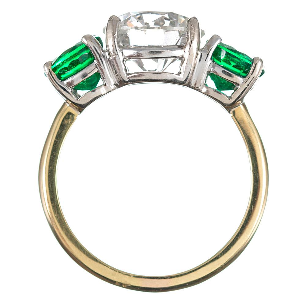 3.01 Carat Diamond and Emerald Three-Stone Ring In Excellent Condition In Carmel-by-the-Sea, CA