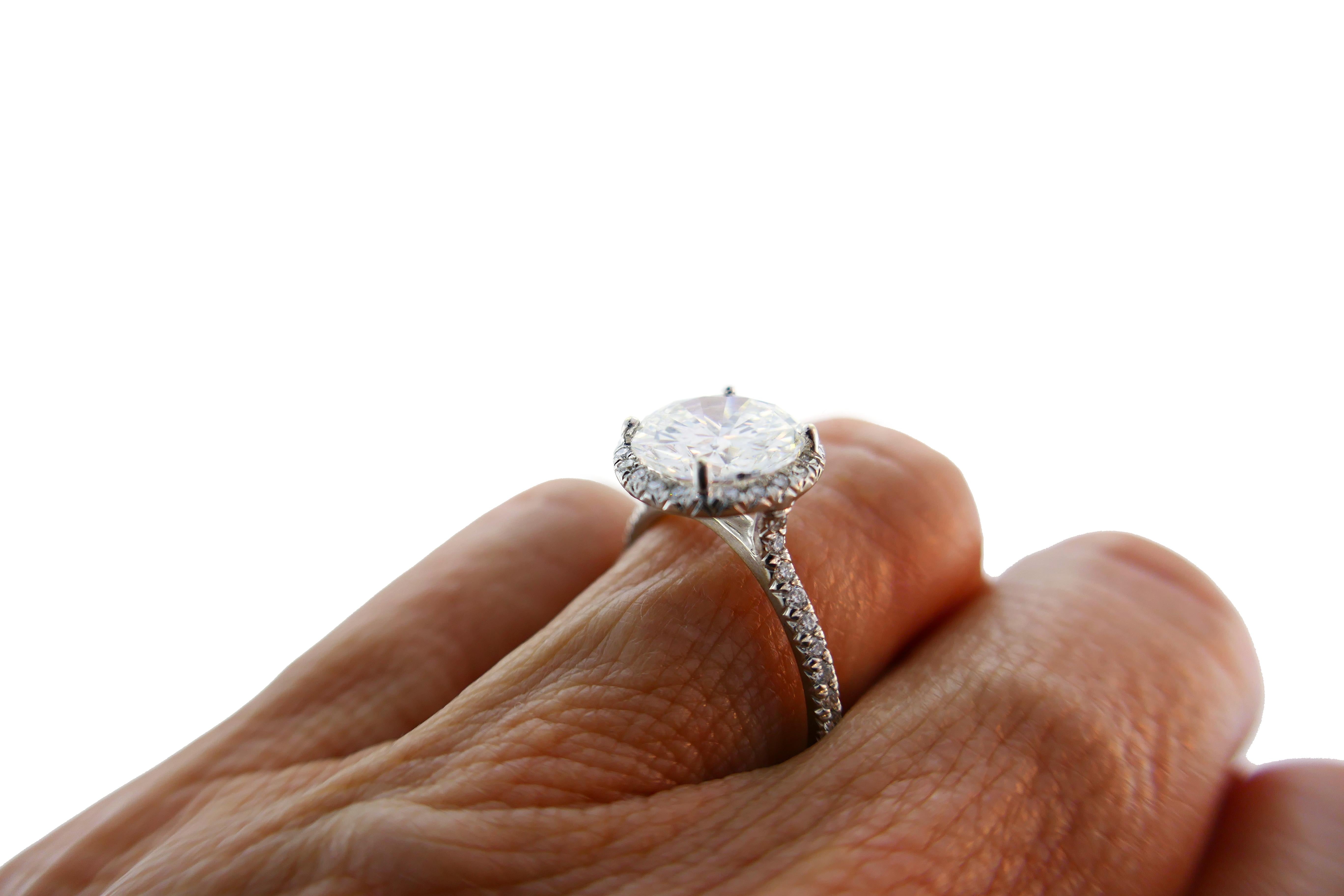 3.01 Carat Diamond G SI1 GIA White Gold Ring For Sale 4