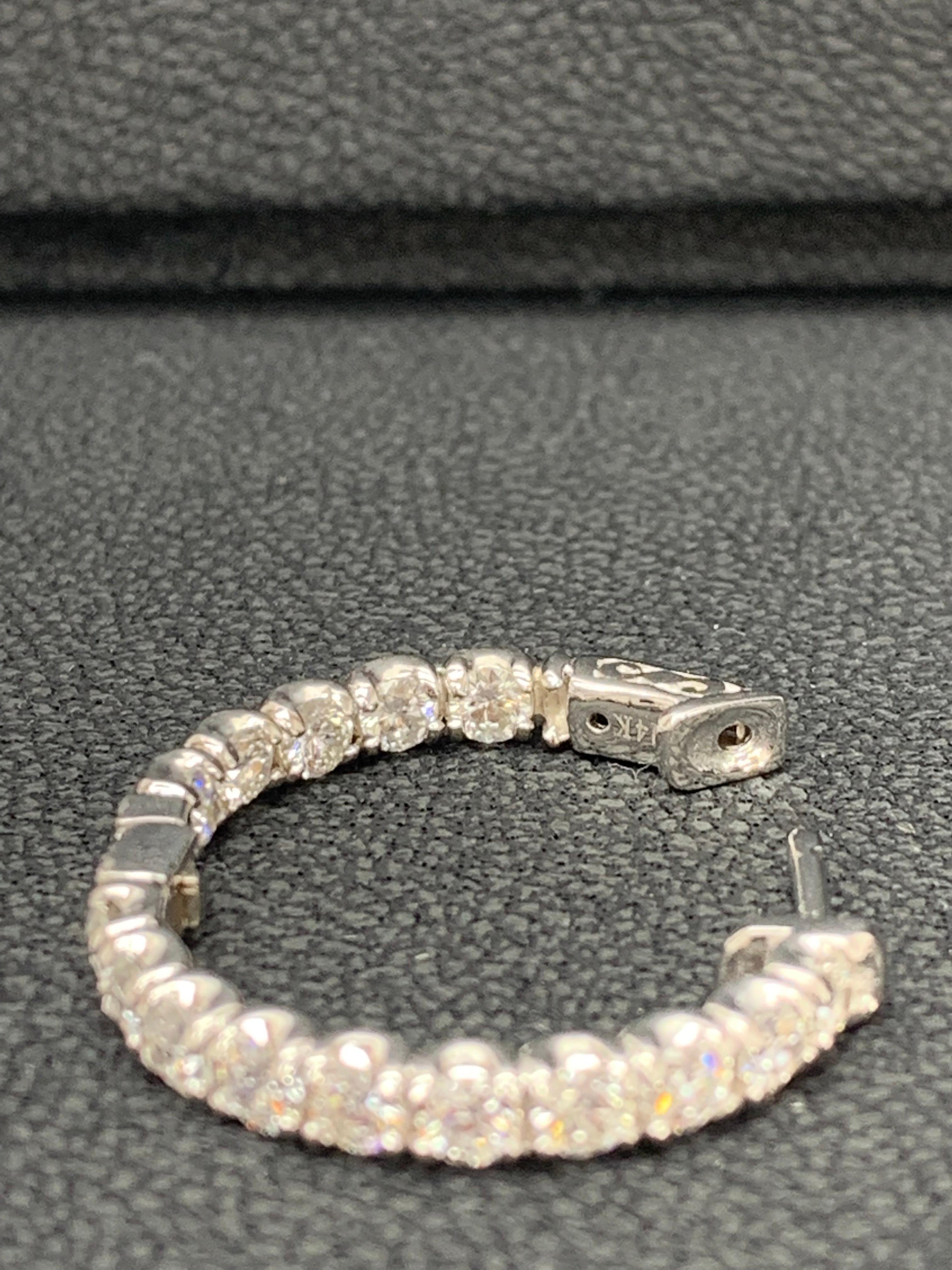 3.01 Carat Diamond Hoop Earrings in 14k White Gold In New Condition For Sale In NEW YORK, NY