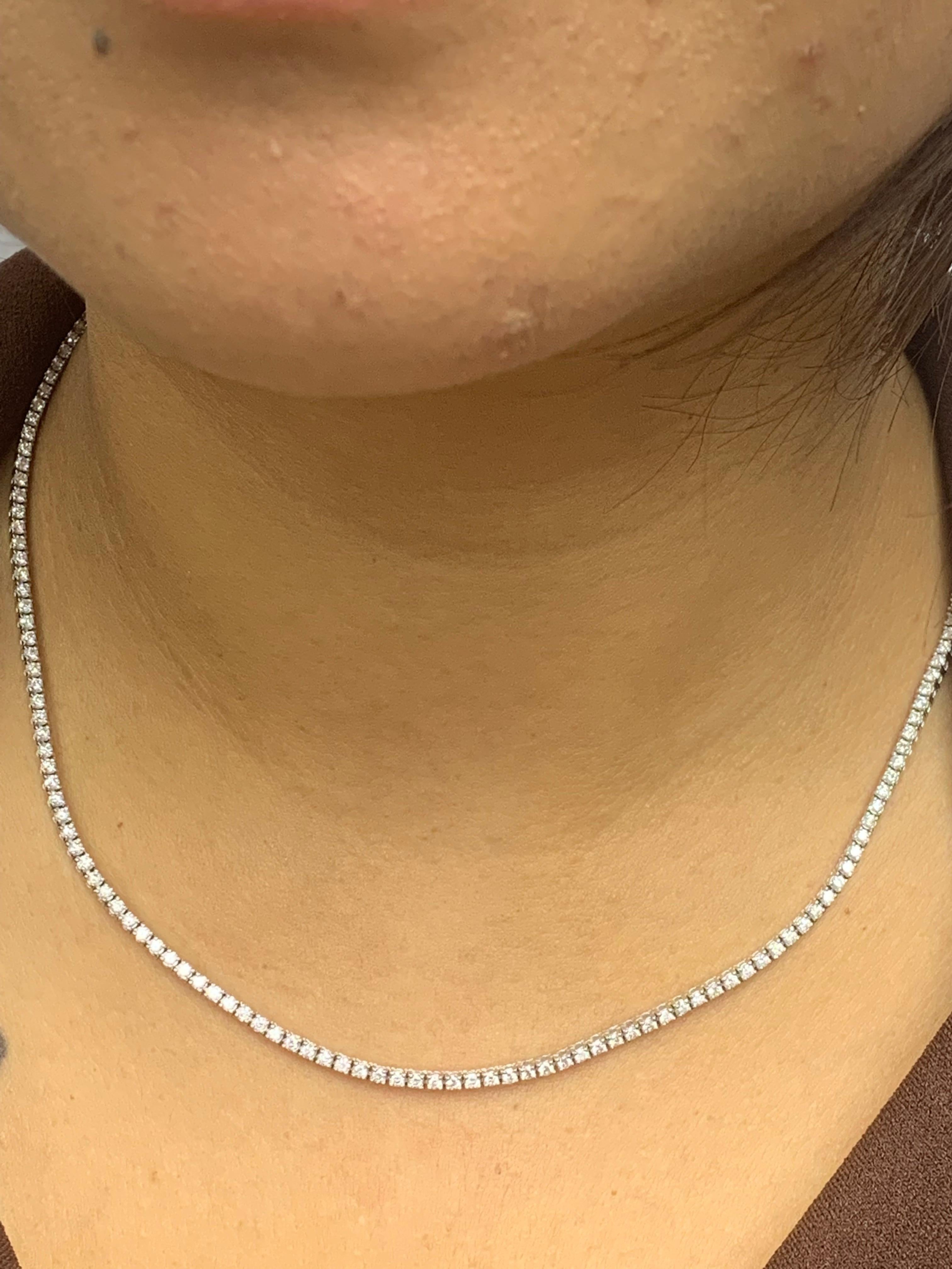 3.01 Carat Diamond Tennis Necklace in 14K White Gold For Sale 1