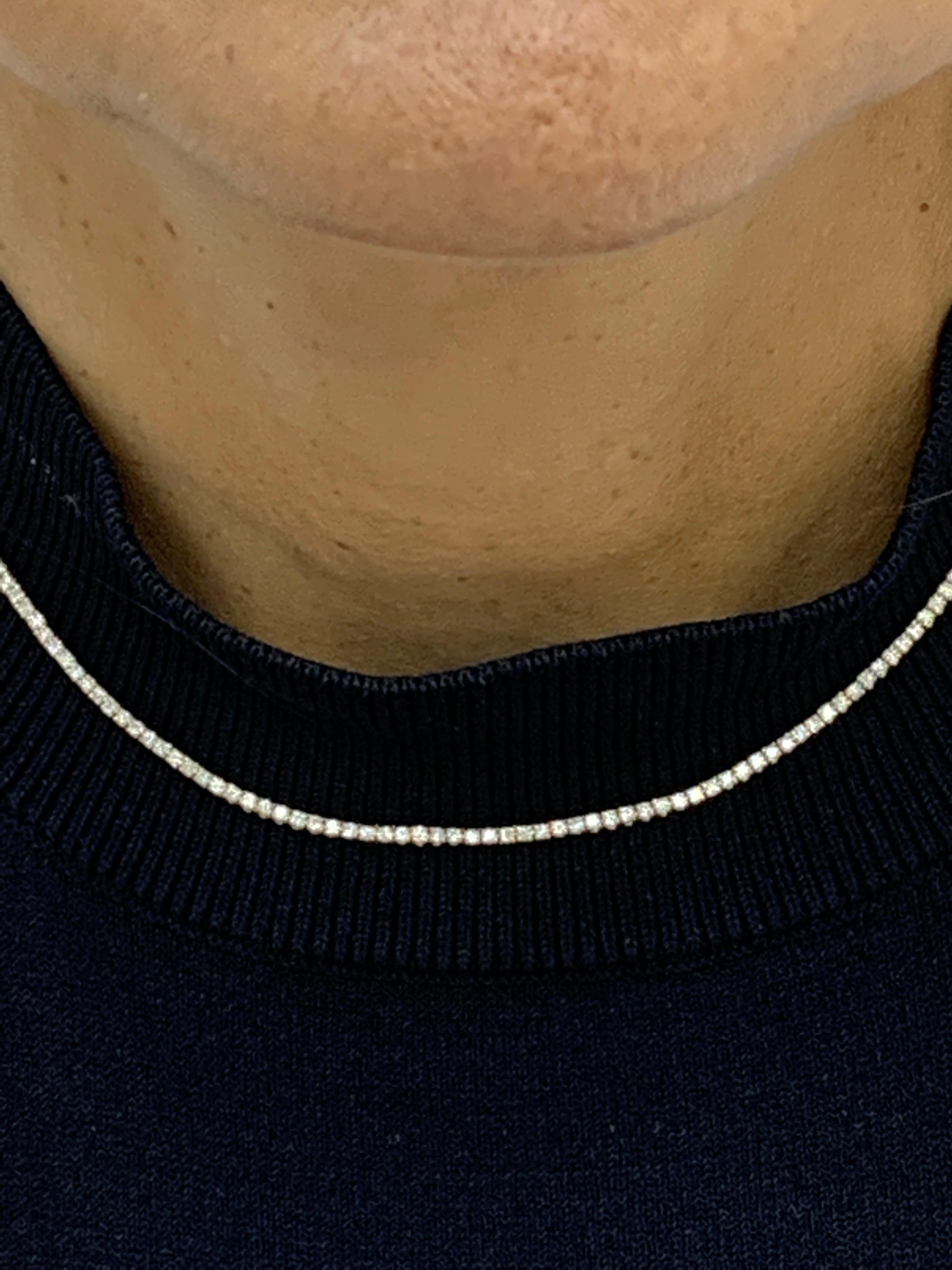 3.01 Carat Diamond Tennis Necklace in 14K Yellow Gold For Sale 2