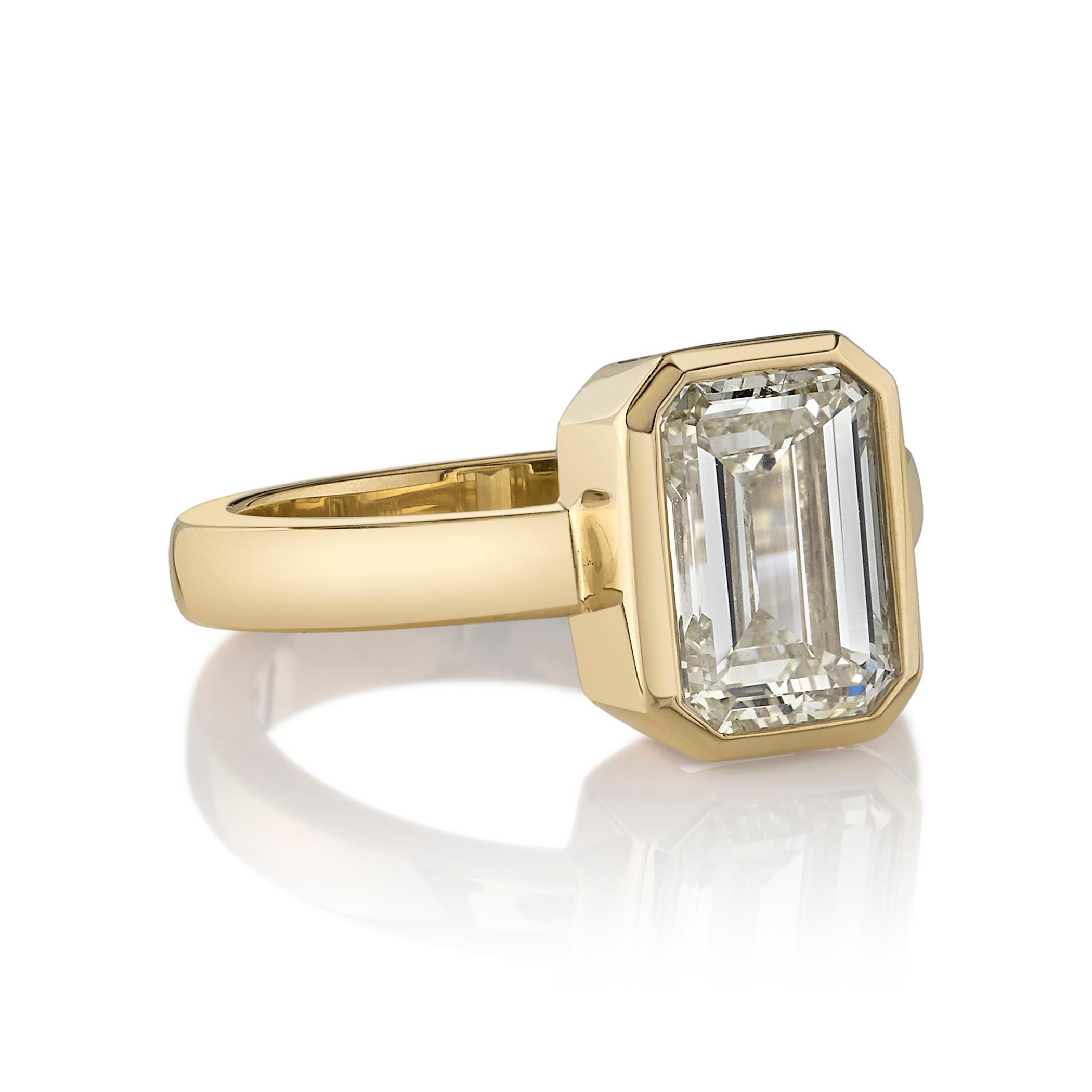 3.01ctw U-V/VVS2 GIA certified Emerald cut diamond set in a handcrafted 18K yellow gold mounting.

Our jewelry is made locally in Los Angeles and most pieces are made to order. For these made-to-order items, please allow 8-10 weeks for delivery.