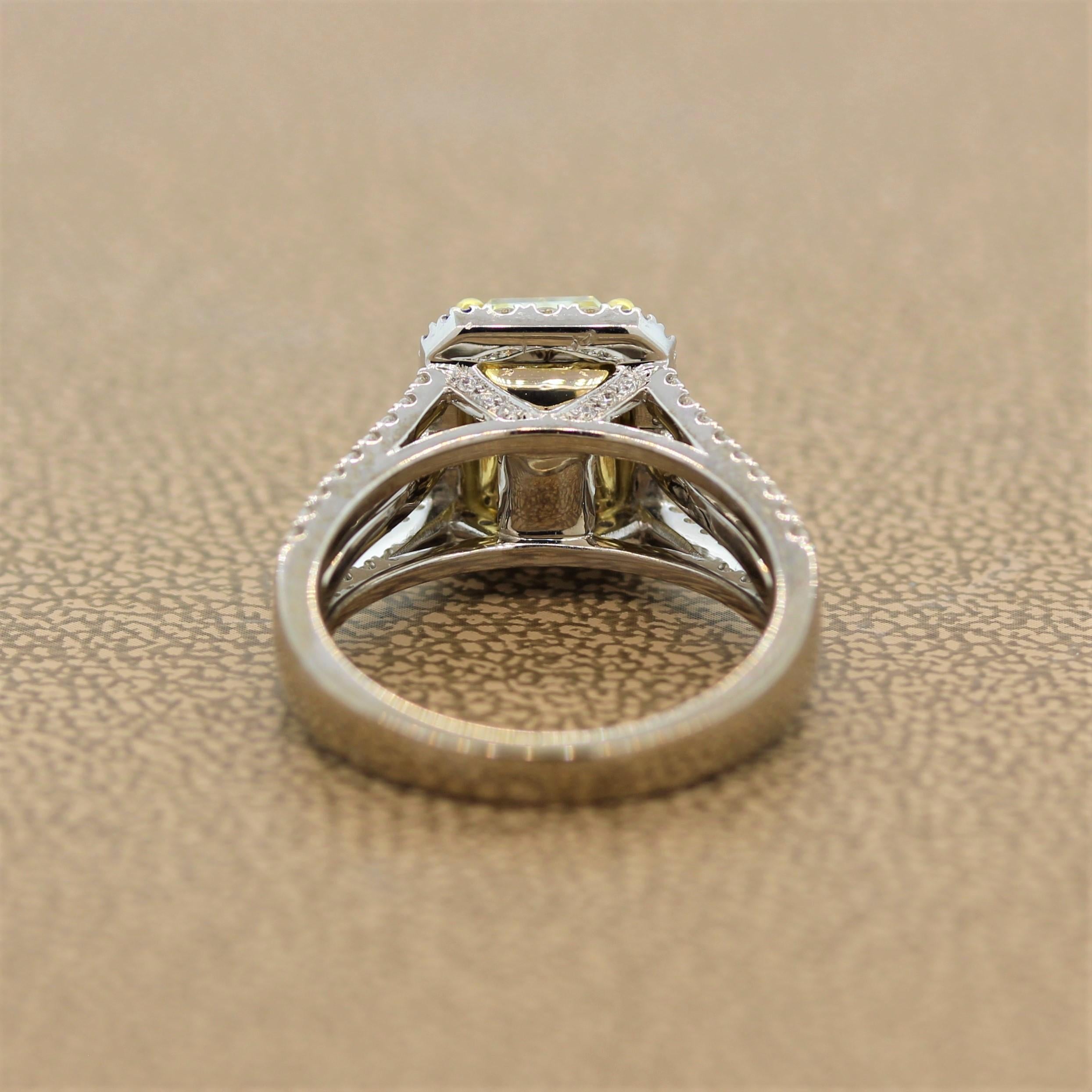 Women's 3.01 Carat Fancy Yellow Diamond Gold Engagement Ring